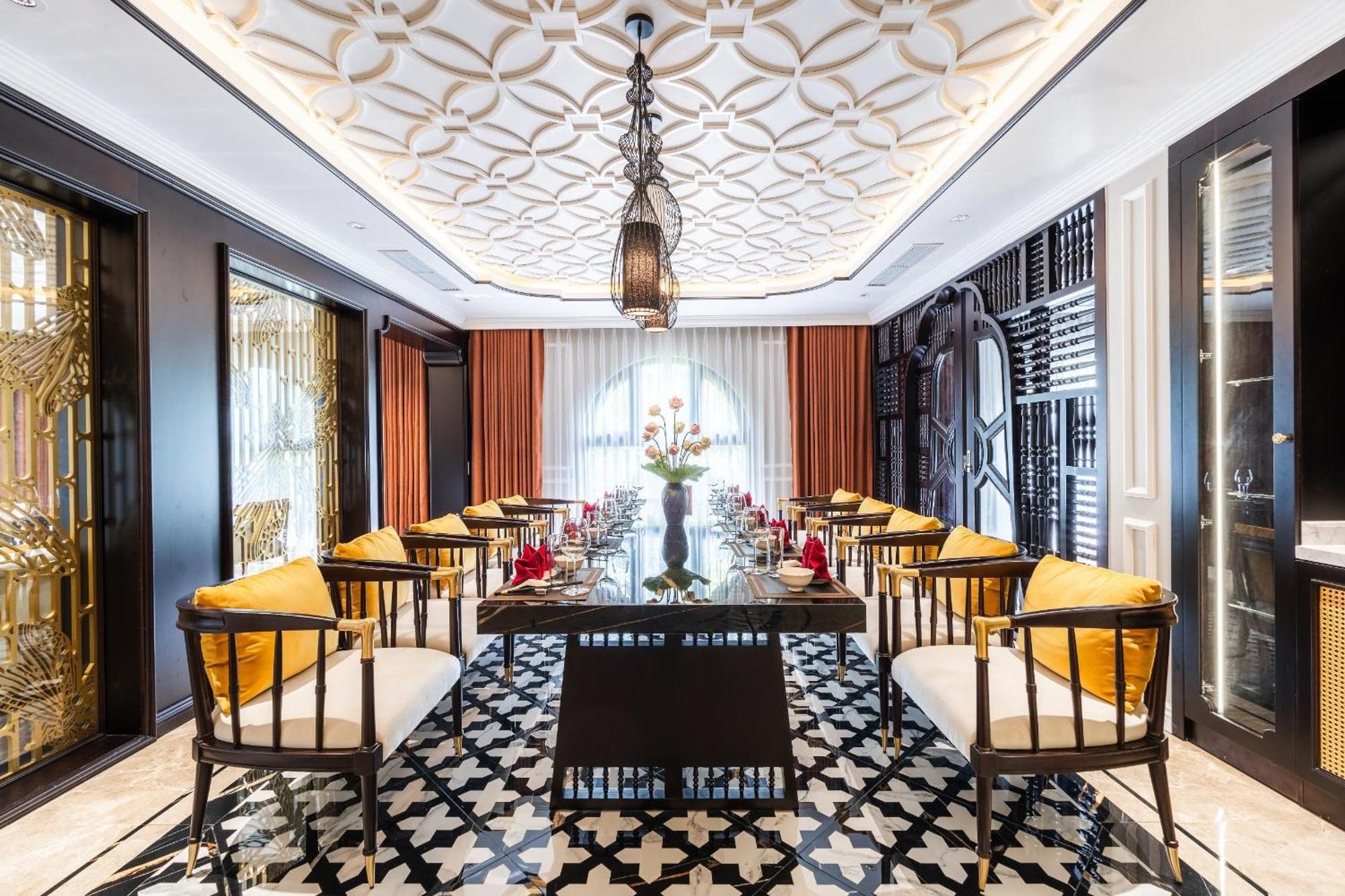 Hotel Tam Chuc Complex 3*