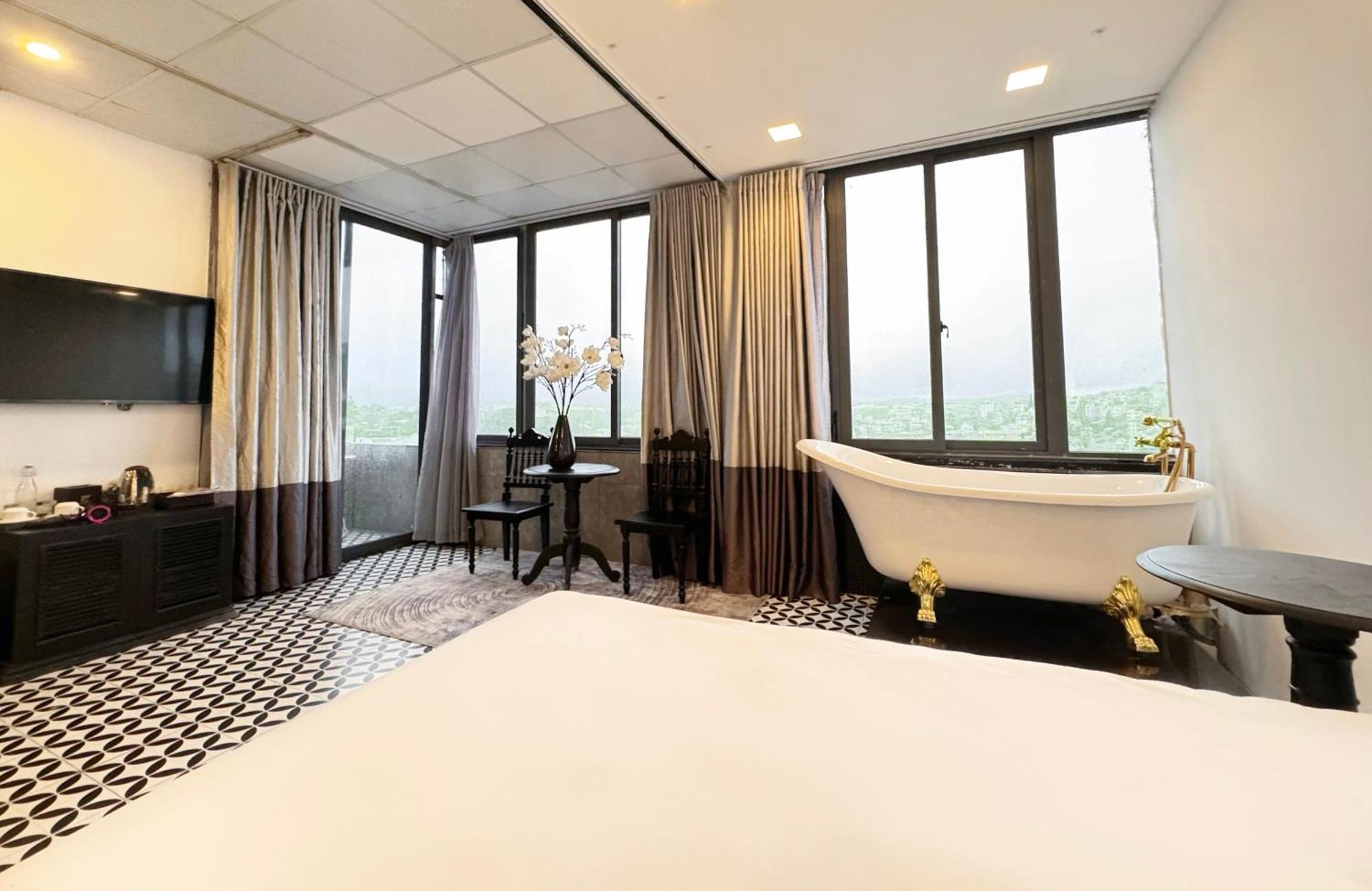Ttr Skypool View Da Lat