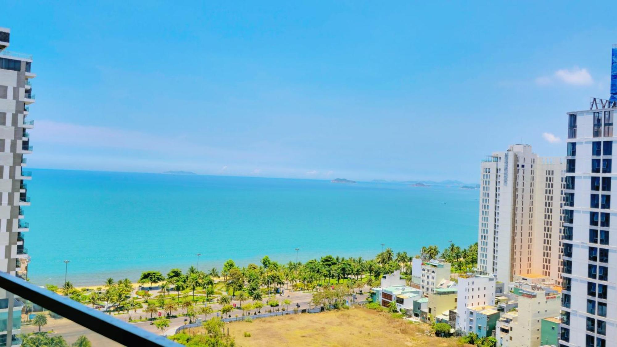 Flc Sea Tower View Bien, Nhieu Hang Phong Apartment