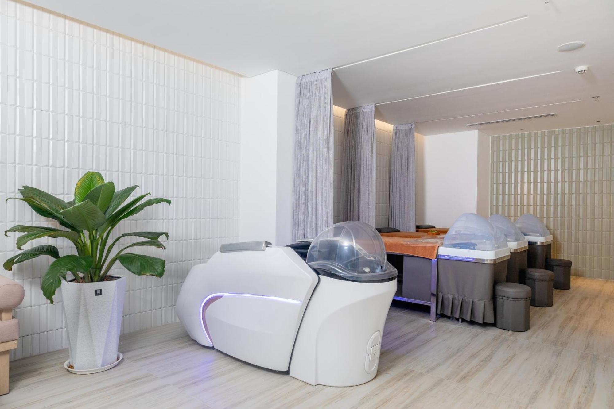 Awaken Hotel