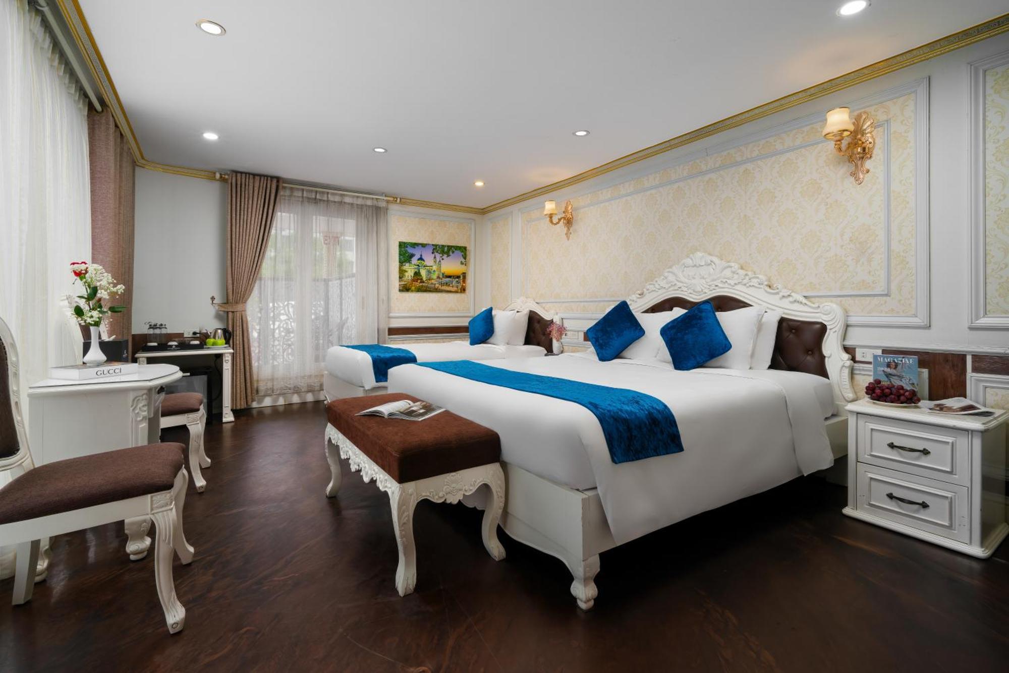 Halong Aquamarine Royal Cruise 5* Hạ Long