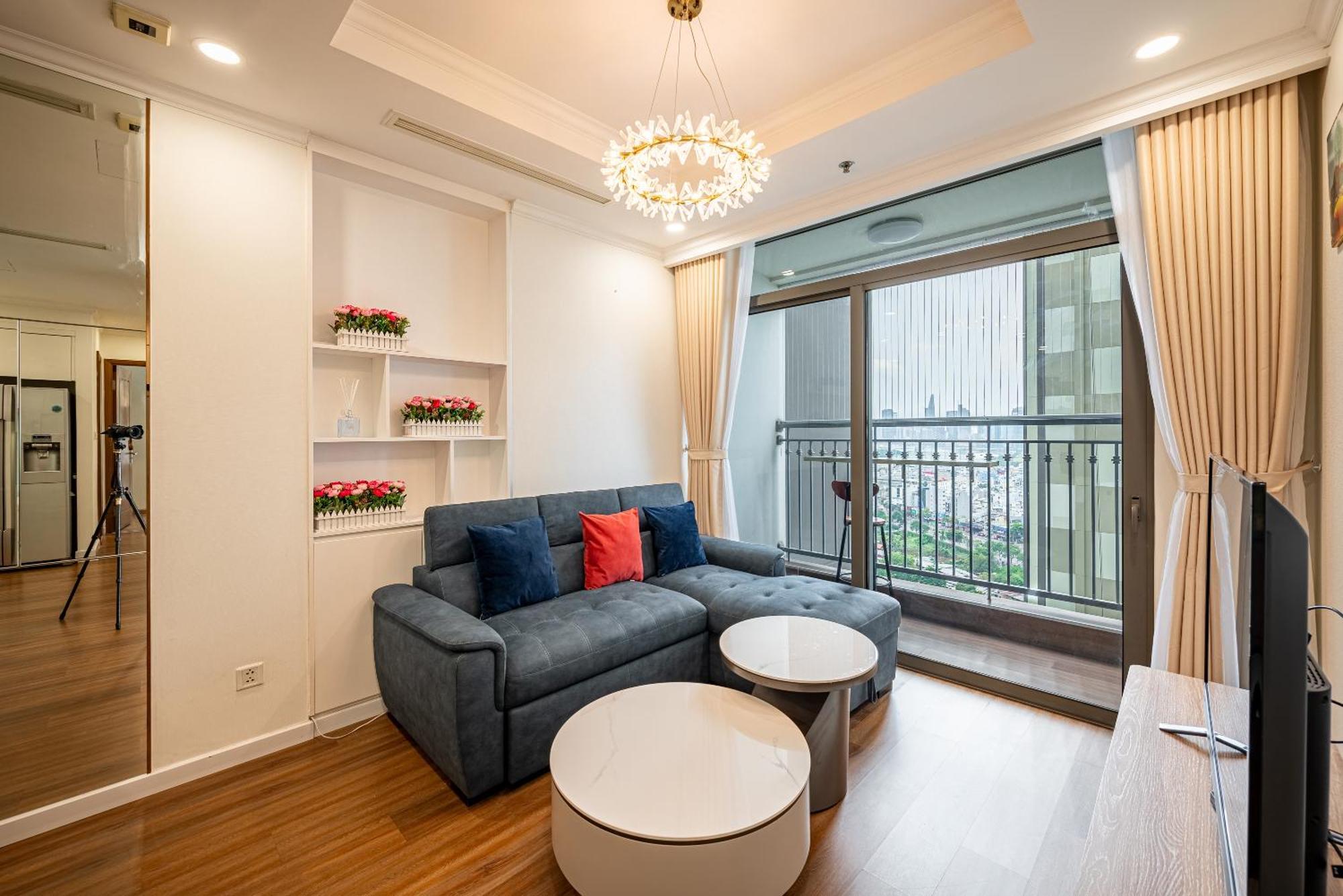 Landmark Sky Living Luxury-full Noi That Apartment Ho Chi Minh City