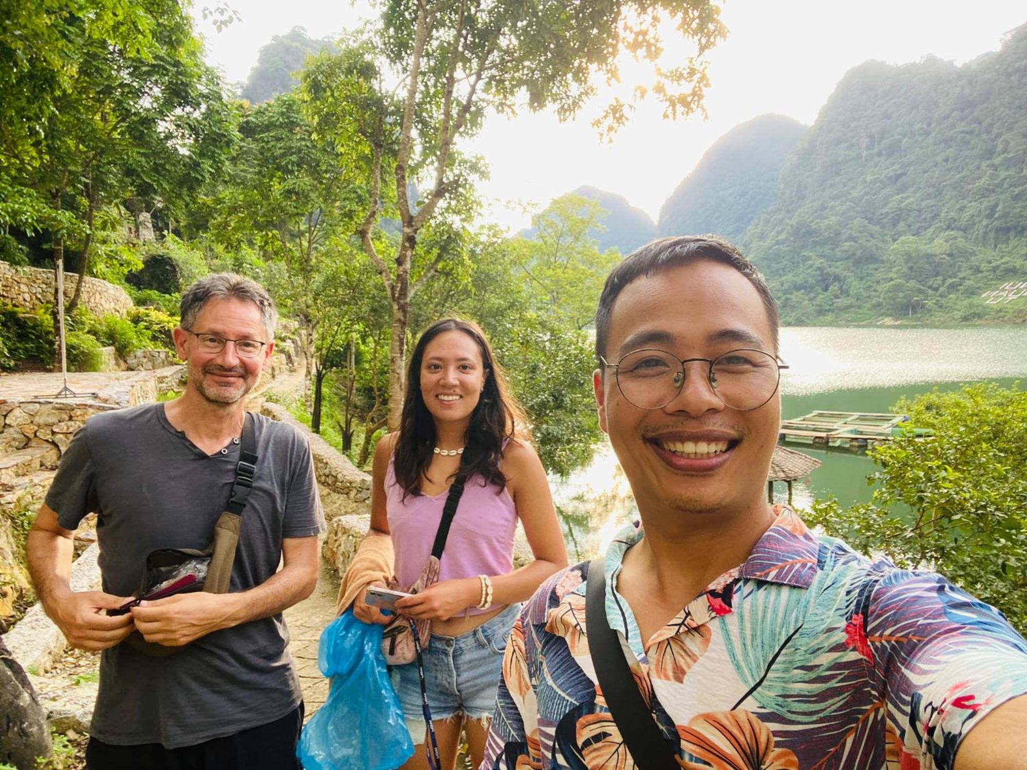 Pia - Tours & Motobike * Cao Bang