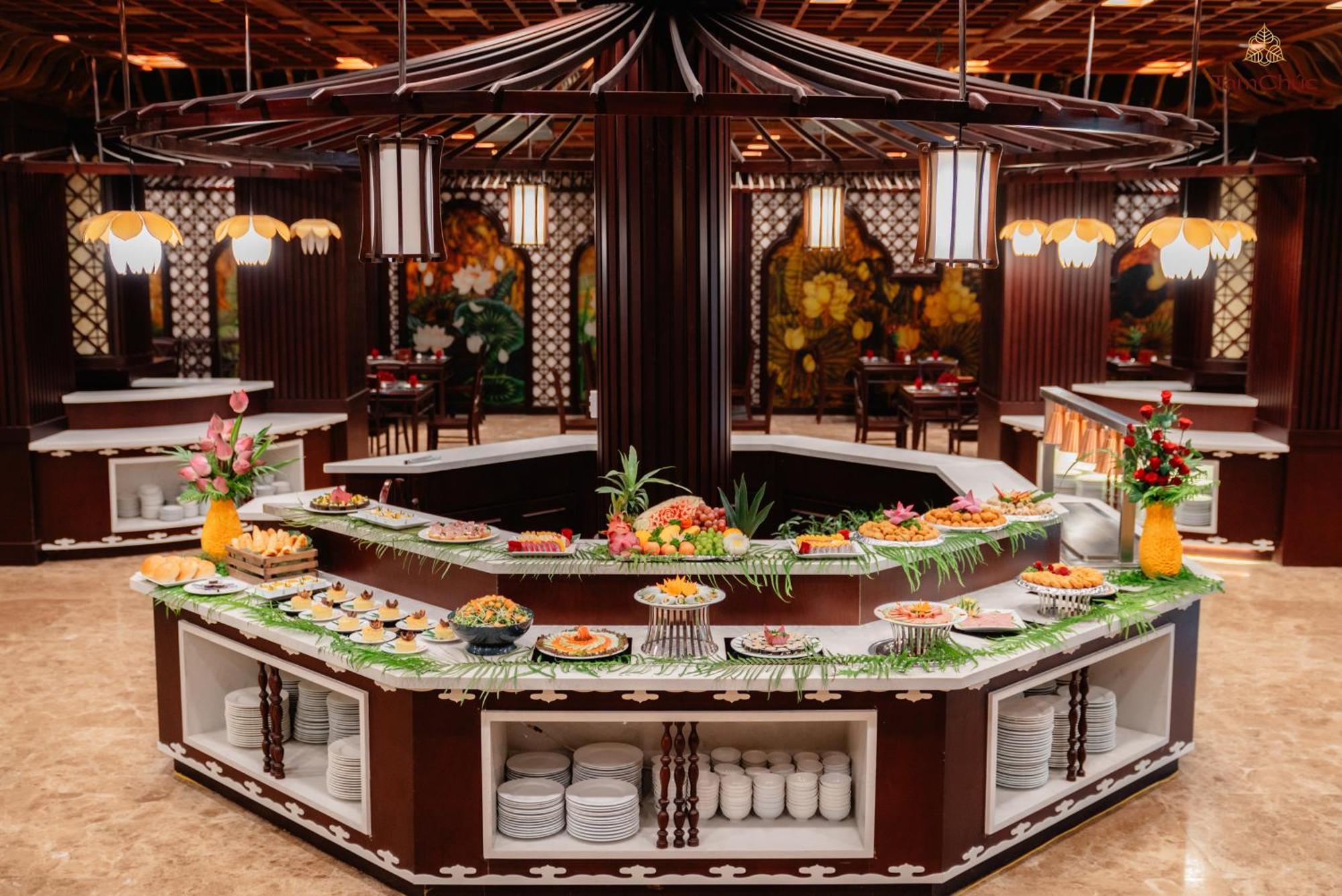 Tam Chuc Complex Hotel 3*