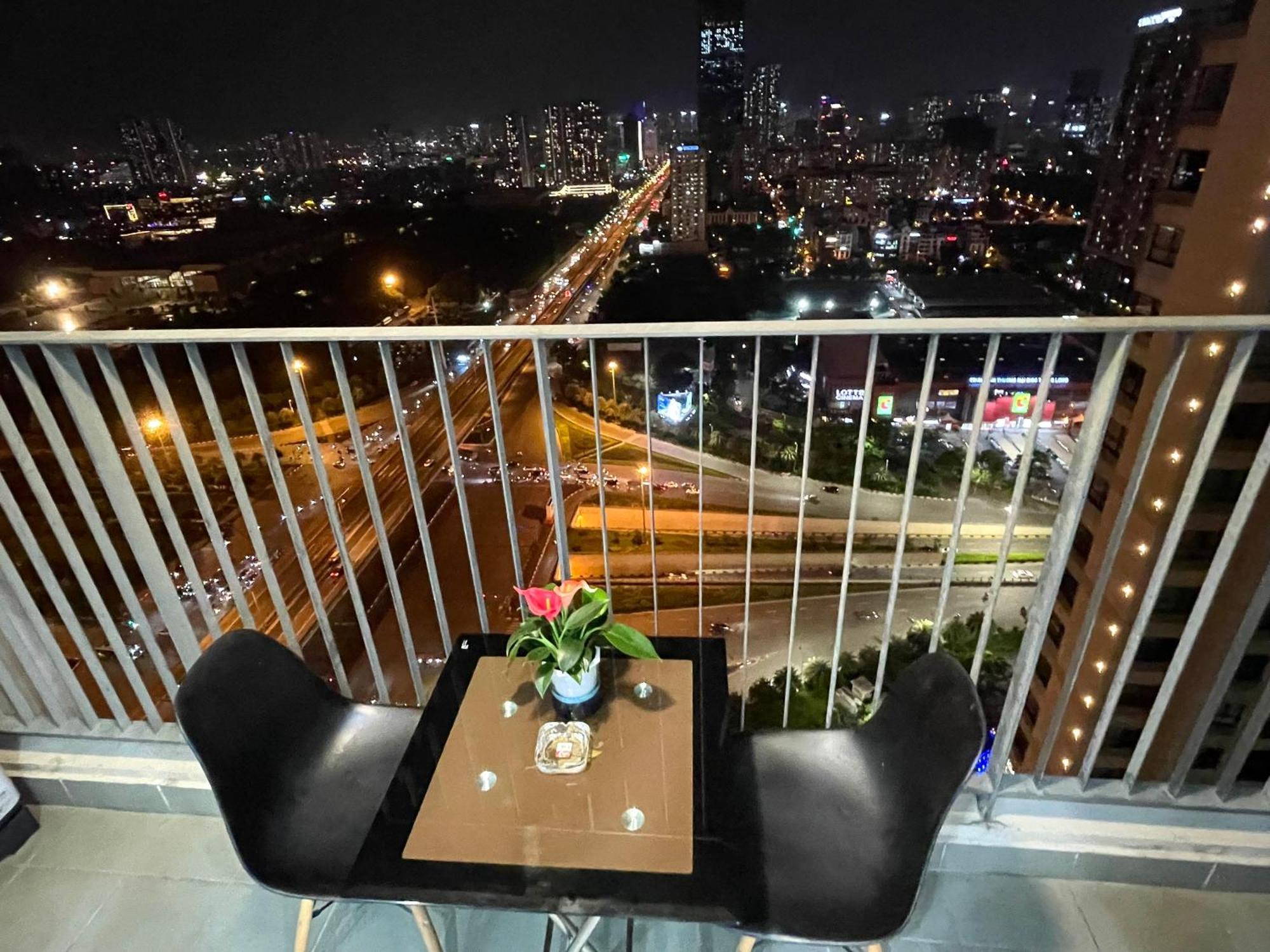 Apartment Vinhomes D'capitale - Luna's House