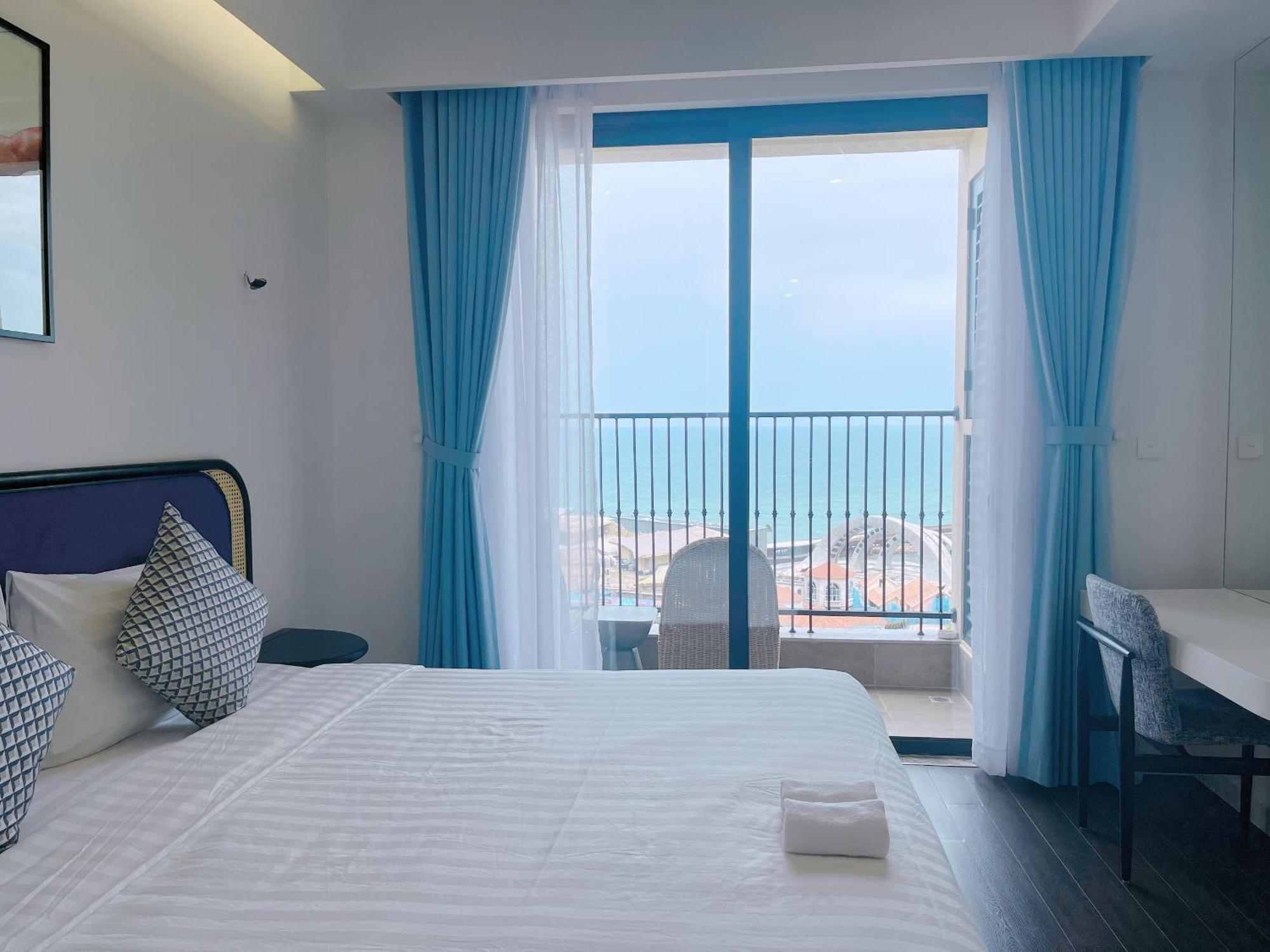 We Young By Hofs - Fireworks & Ocean View Hotel Phu Quoc