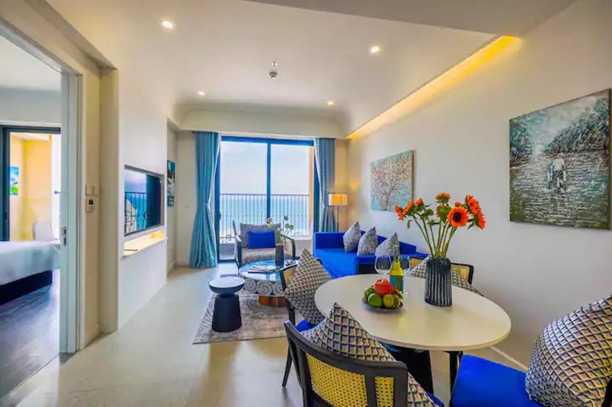 We Young By Hofs - Fireworks & Ocean View Hotel 4*