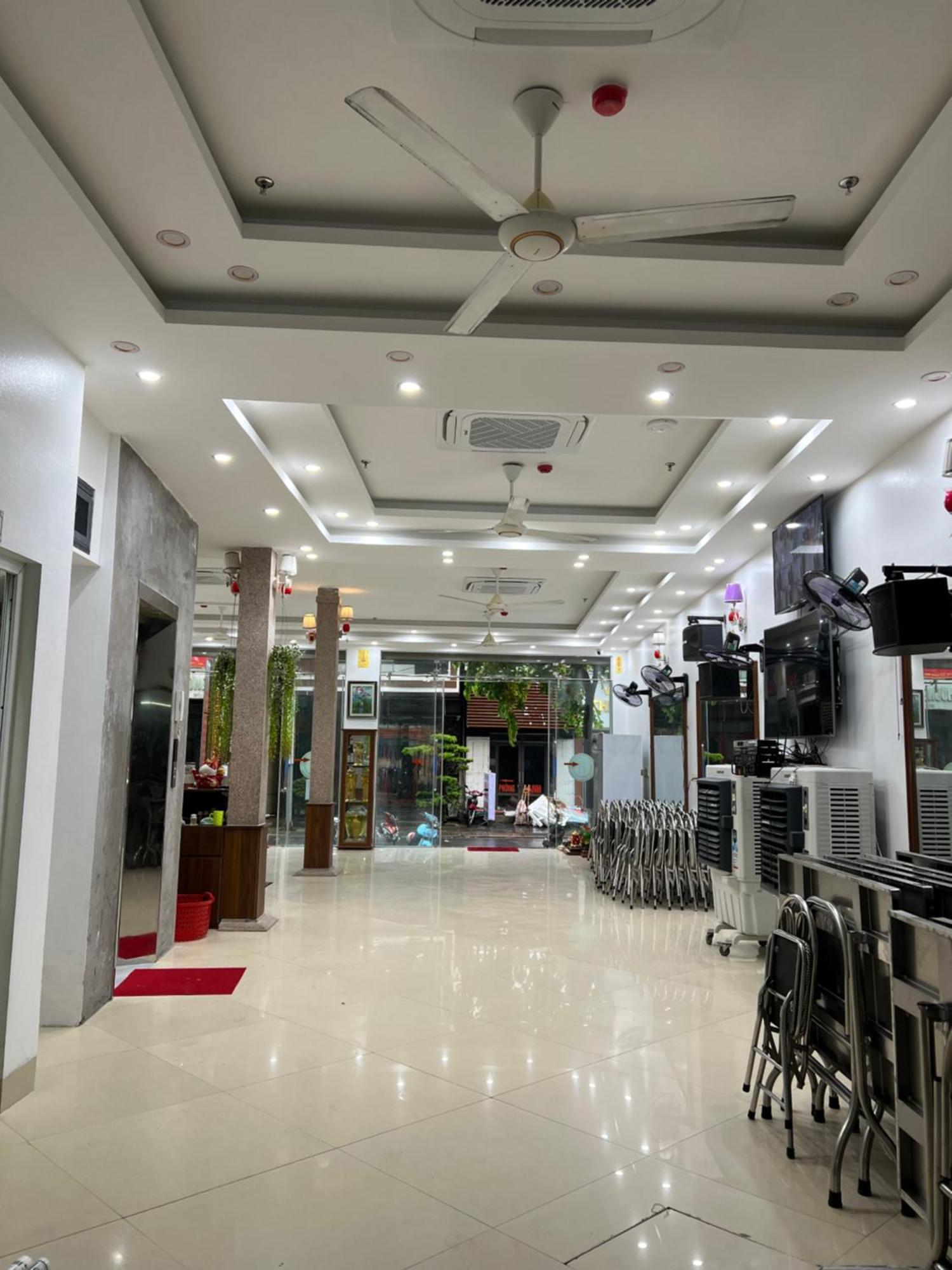 Ngoc Anh Quang Ninh (Quang Ninh)