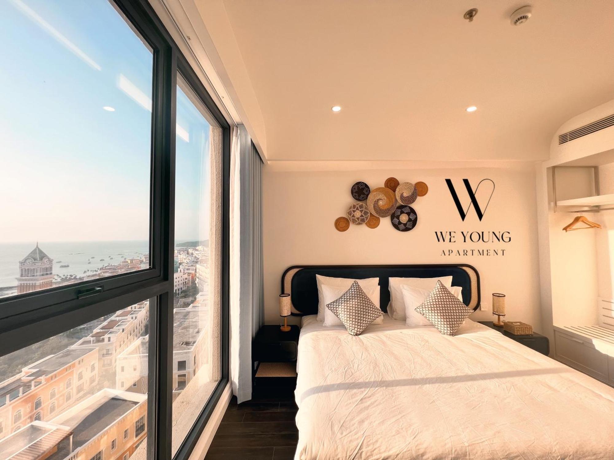 We Young By Hofs - Fireworks & Ocean View Hotel Phu Quoc