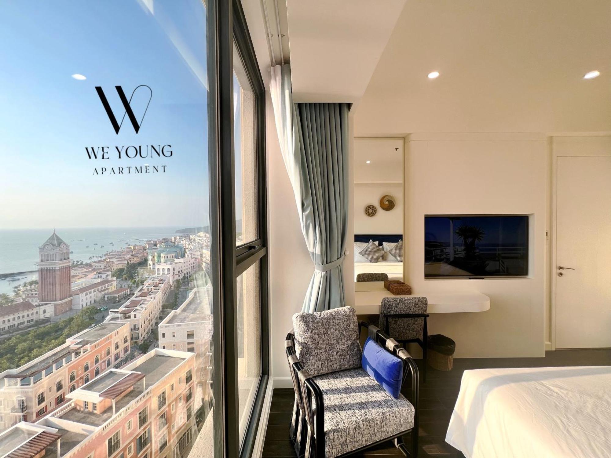 We Young By Hofs - Fireworks & Ocean View 4*