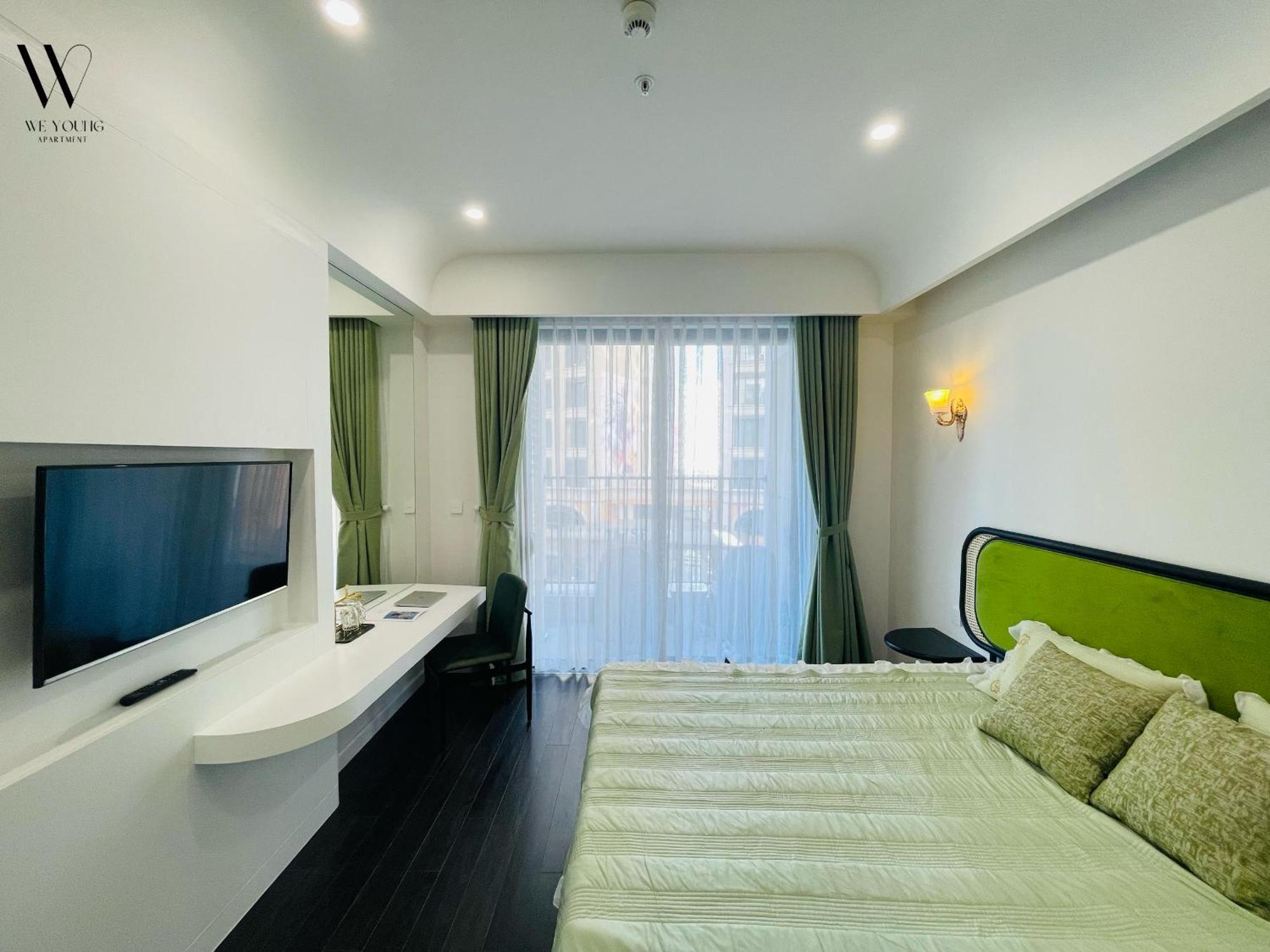Hotel We Young By Hofs - Fireworks & Ocean View Phu Quoc