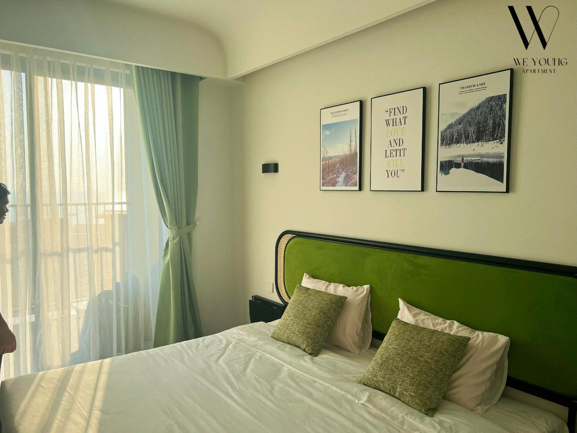 We Young By Hofs - Fireworks & Ocean View Hotel