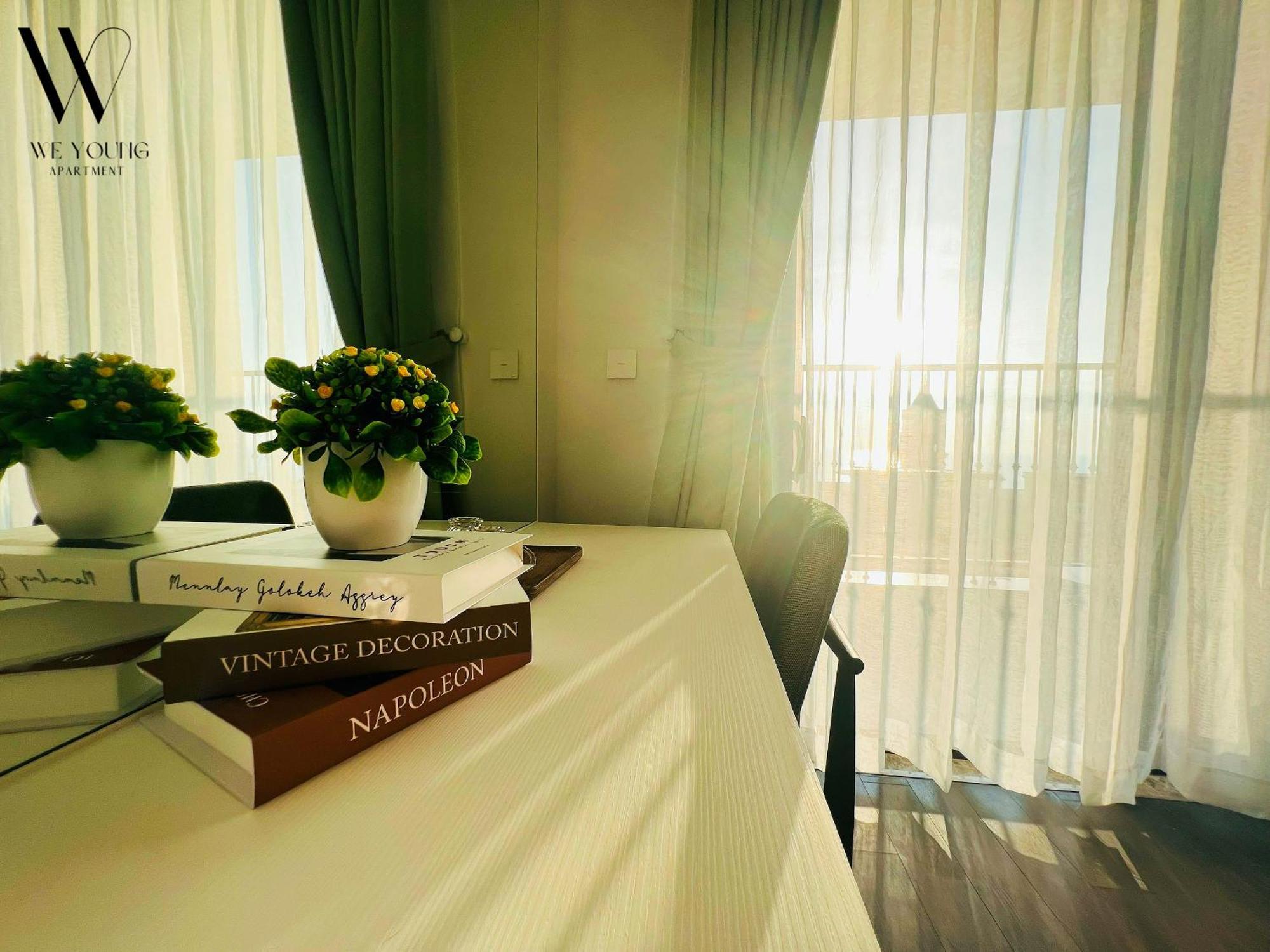 We Young By Hofs - Fireworks & Ocean View Hotel 4*