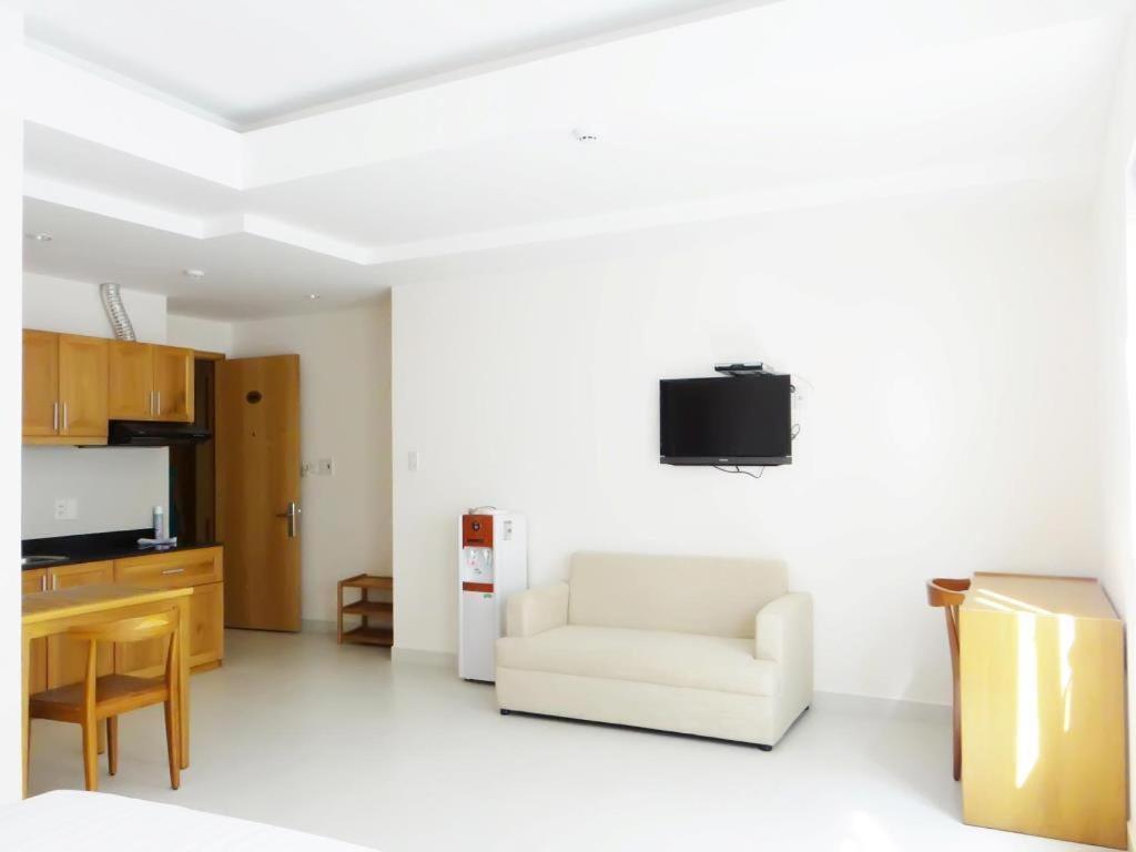 Edenpark & Service Hotel Ho Chi Minh City