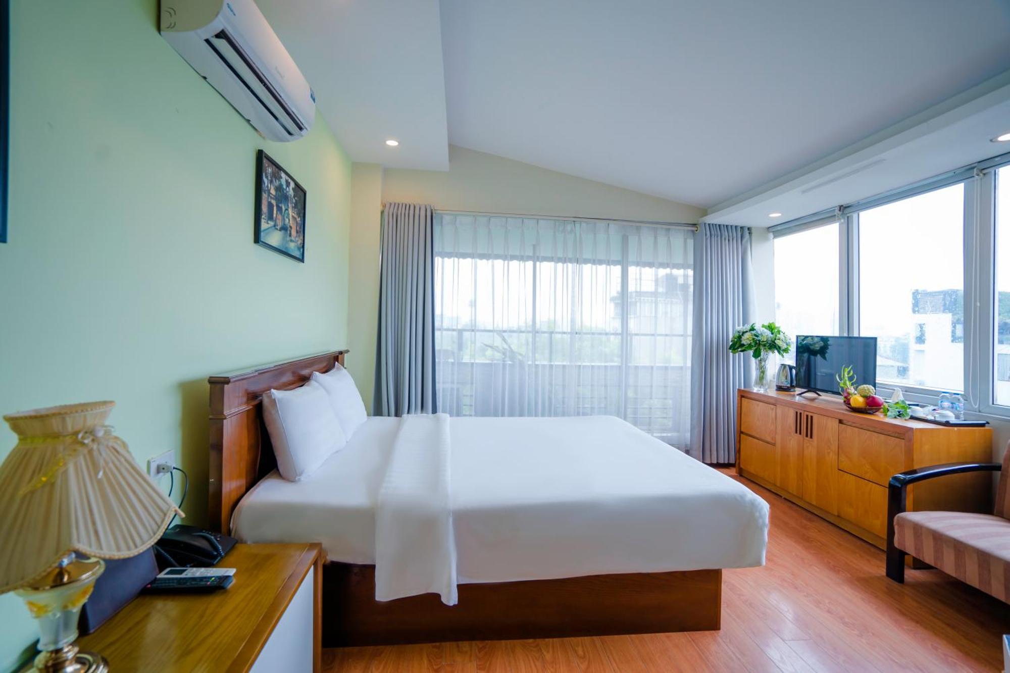 Hanoi Lake View Hotel & Spa Hotel 4*