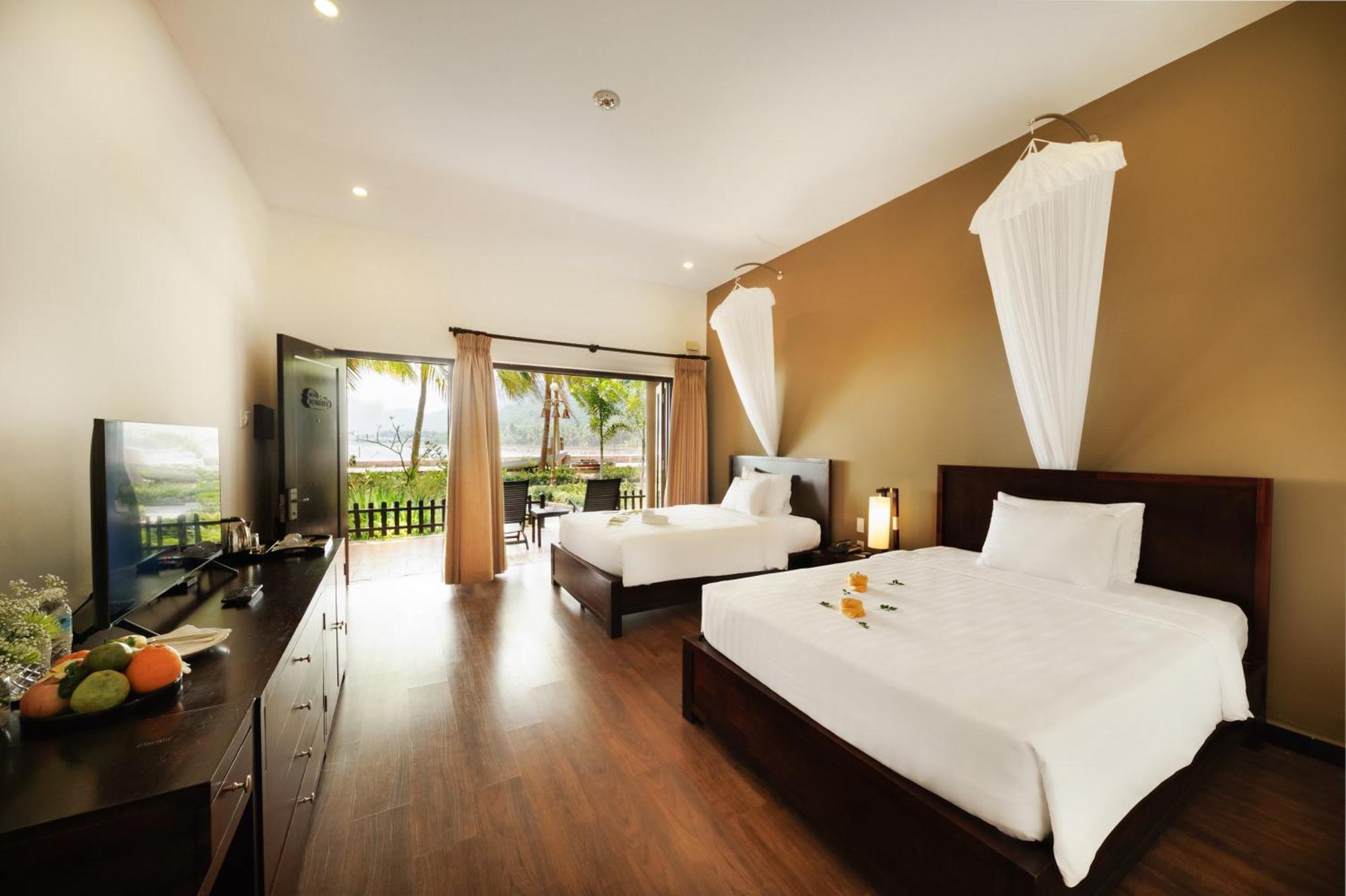 Diamond Bay & Nha Trang