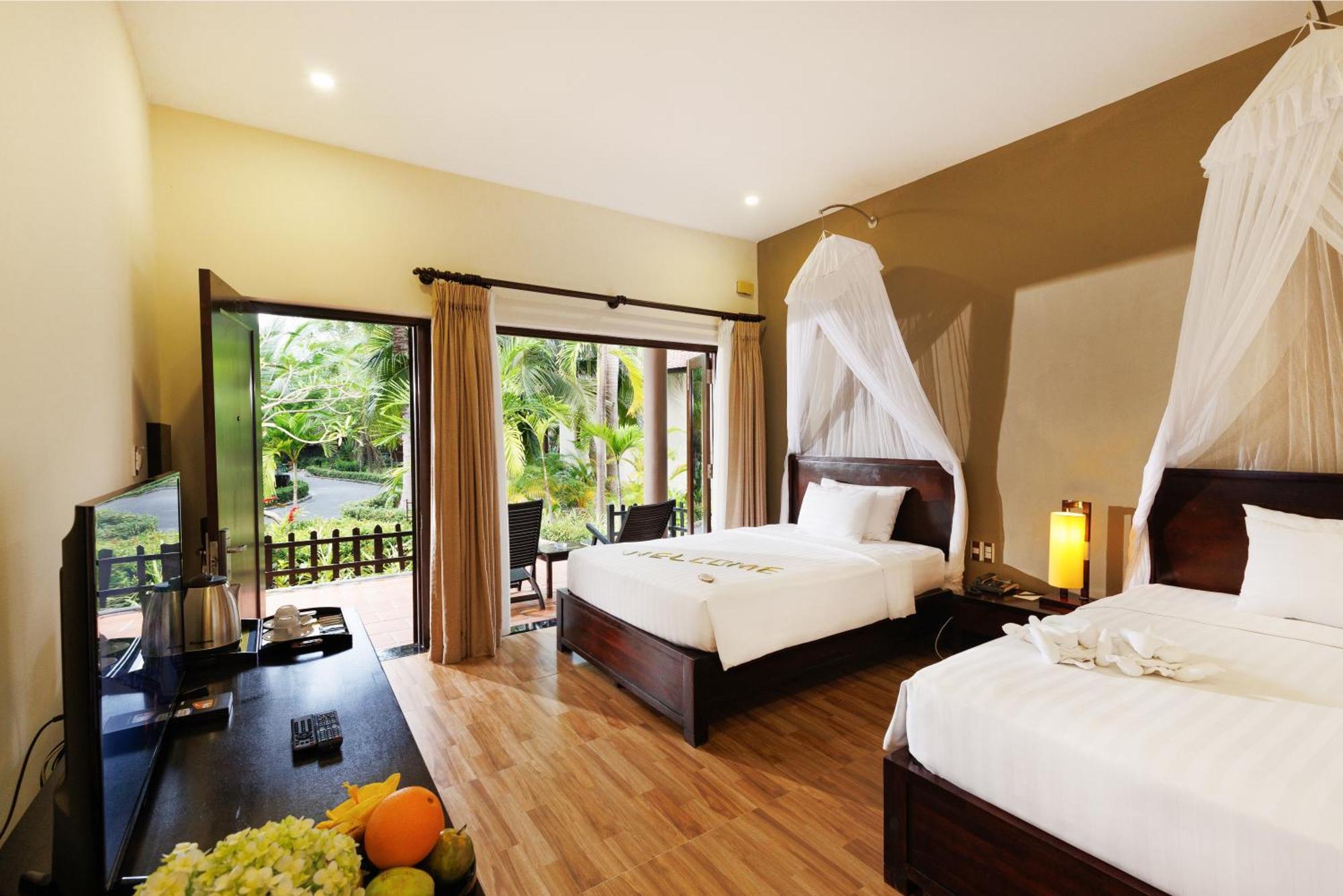 Diamond Bay & Nha Trang