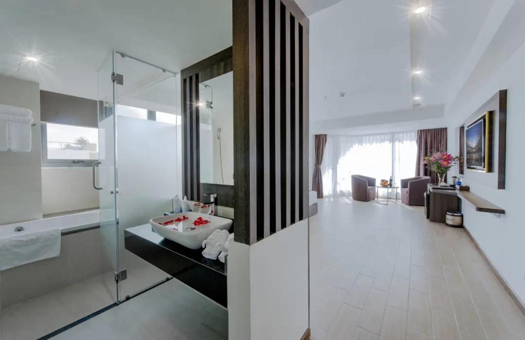 Atlantic Hotel