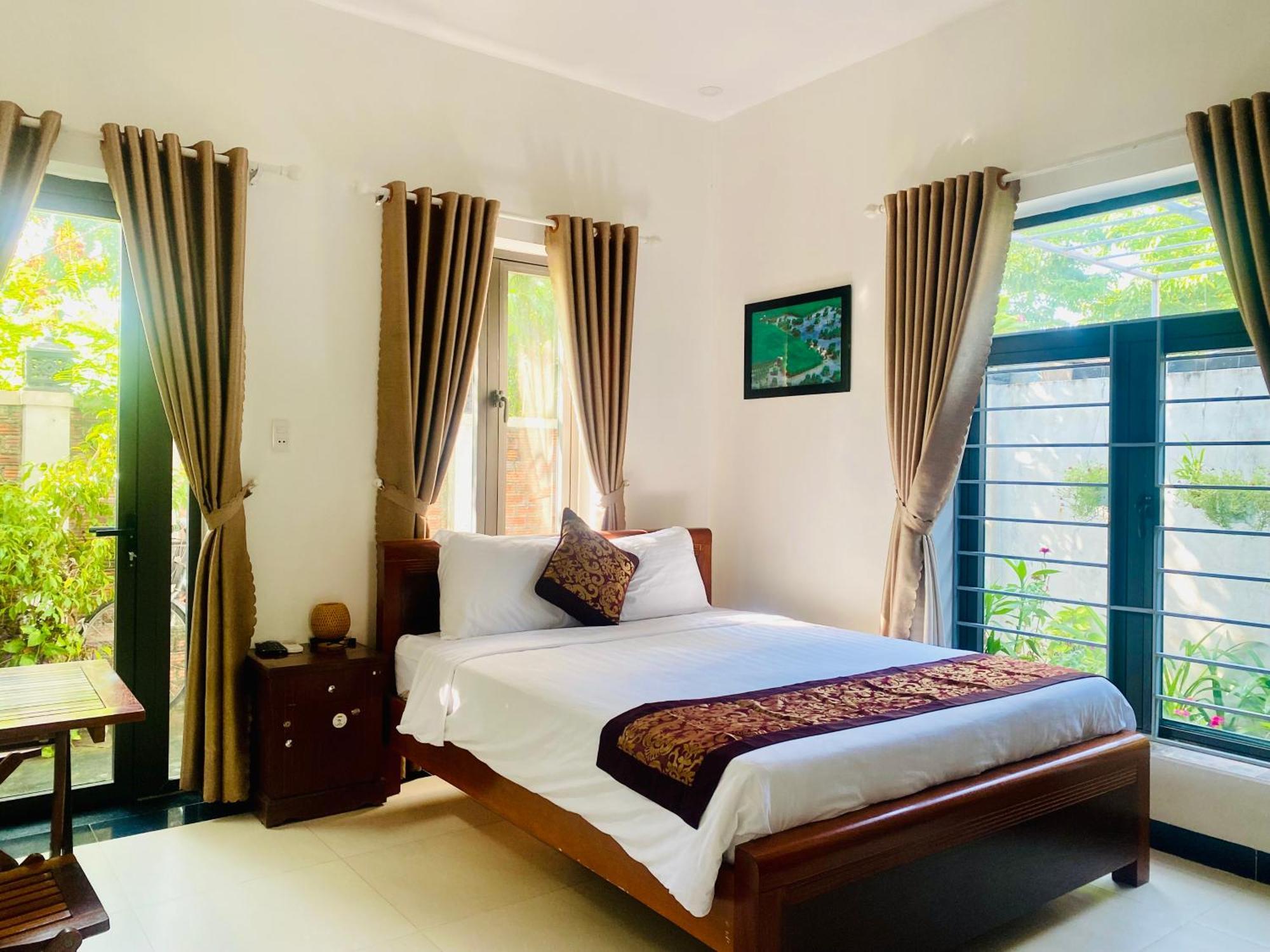 Khách sạn Rice River - 3*