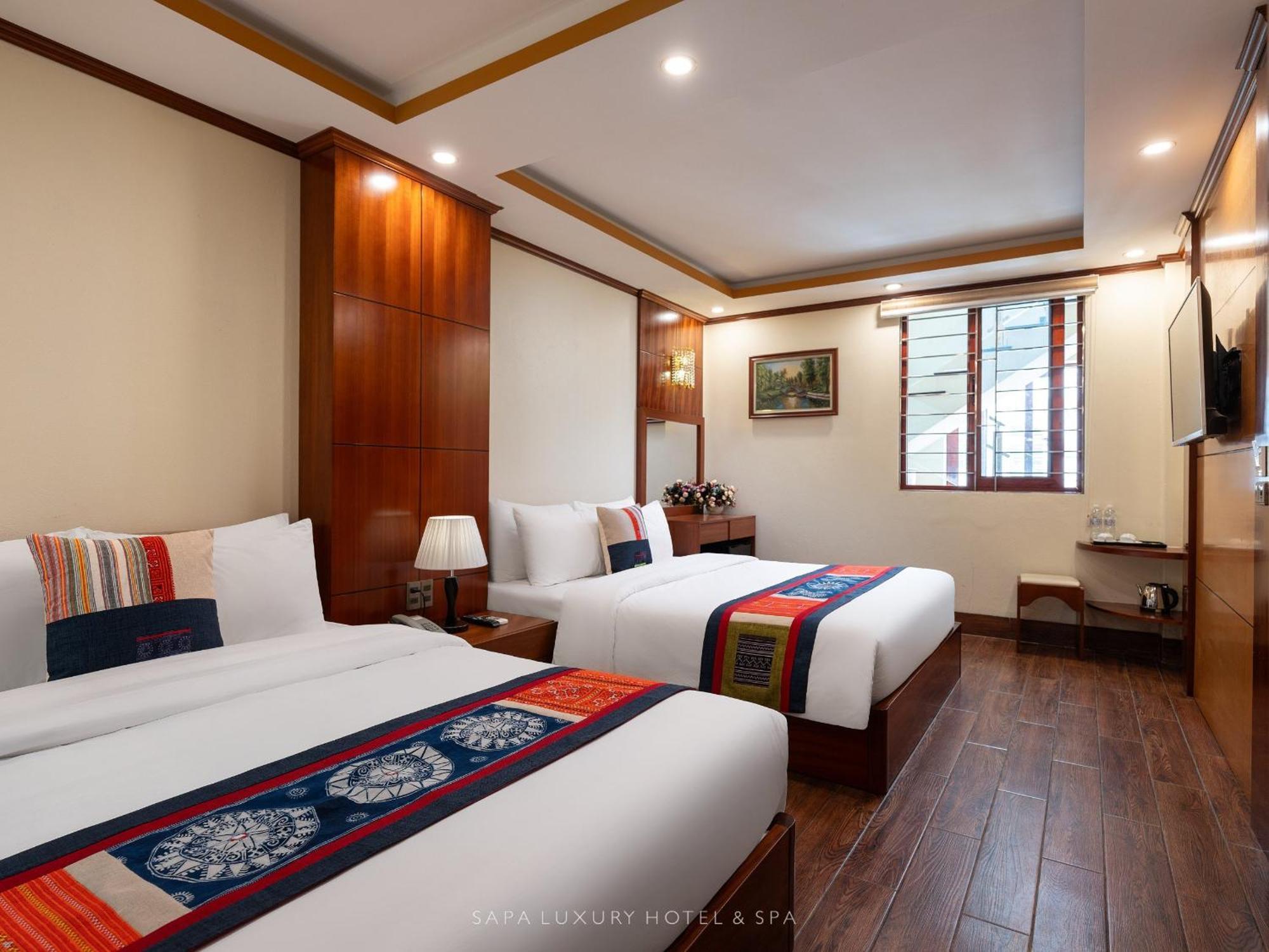 Hotel Luxury &