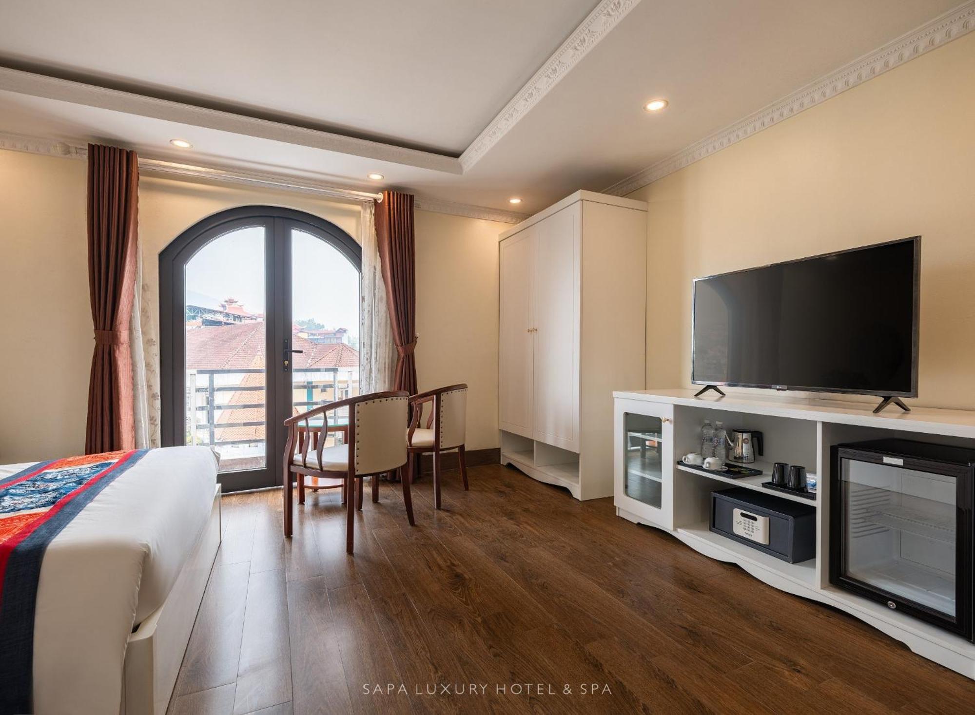 Hotel Luxury & 3*