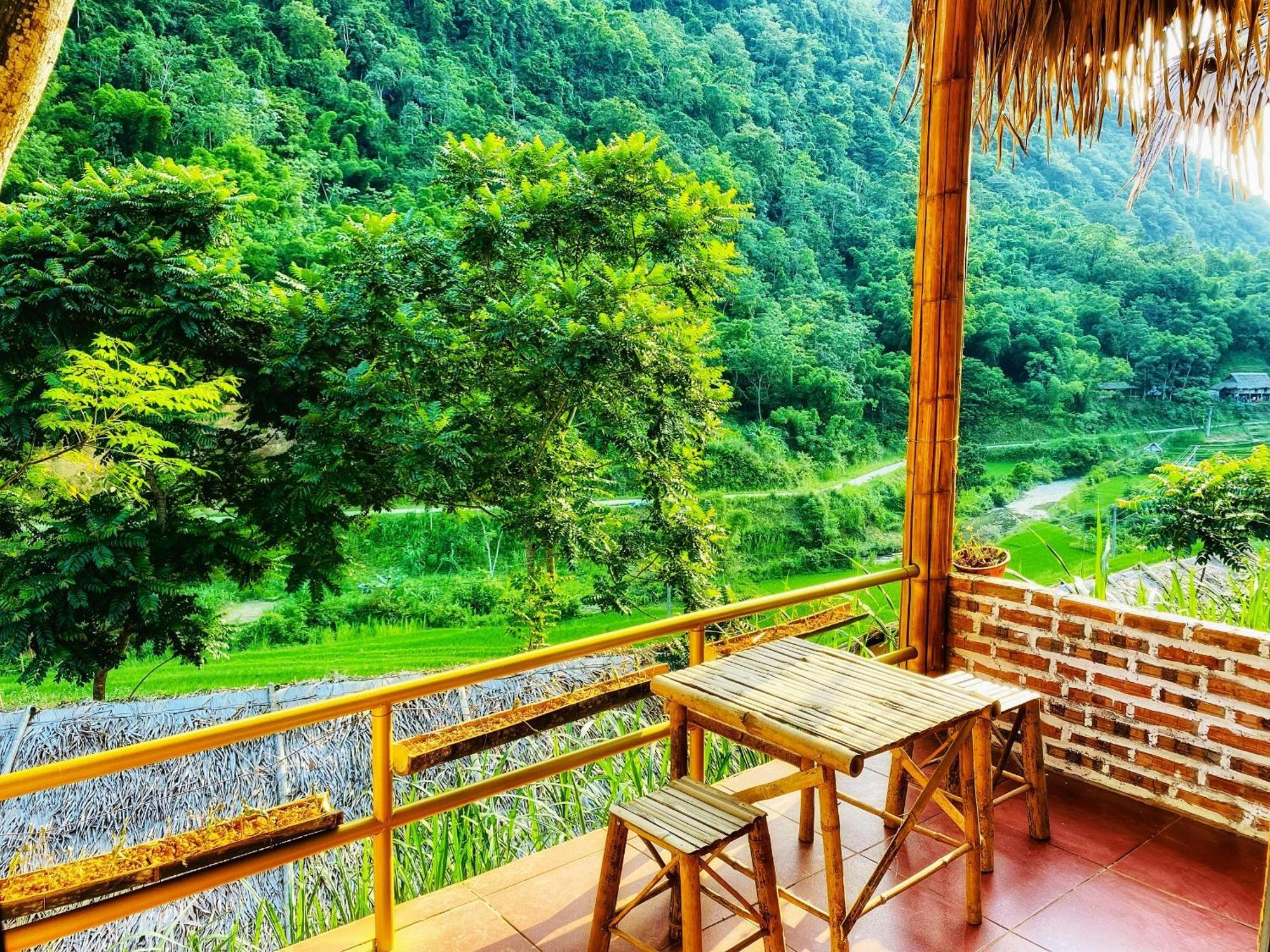 Pu Luong Riverside Lodge *