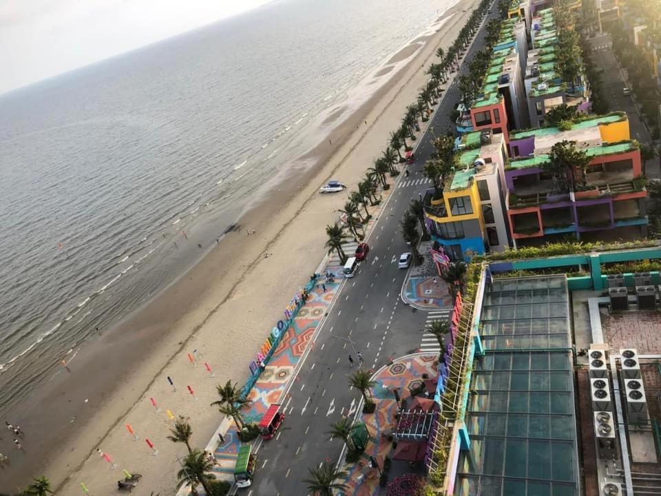 Flamingos Tien - Ho Khach San 60,5m, Co 2 Phong, Ban Cong Rong Va Cac Phong View Bien Hotel *