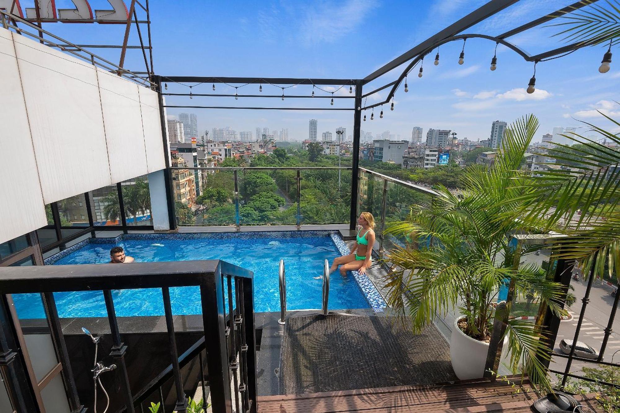 Hotel 22land & Hanoi