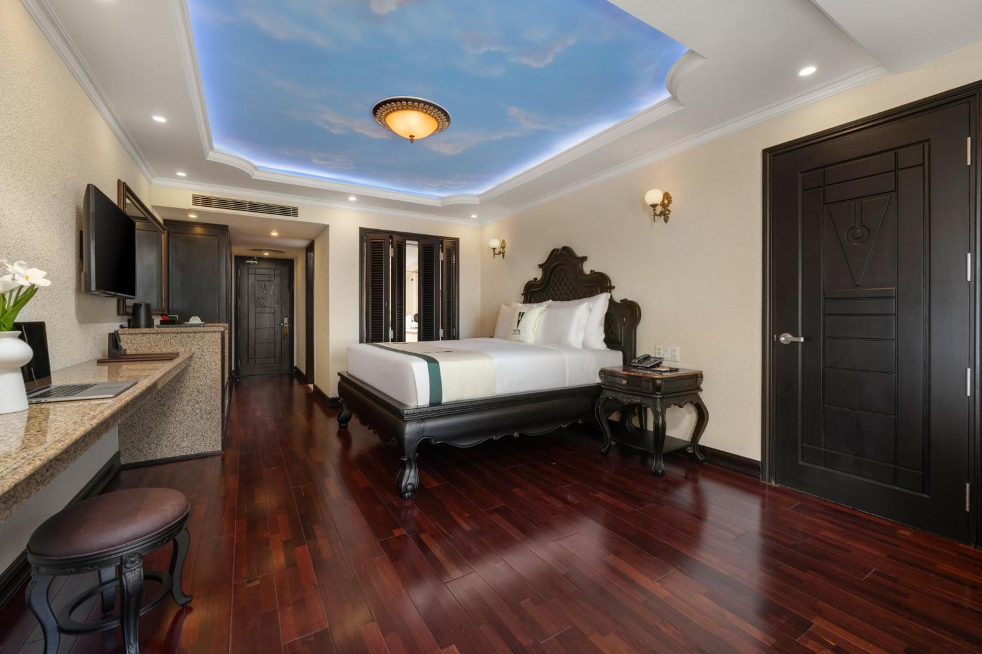 Hotel V-hotel