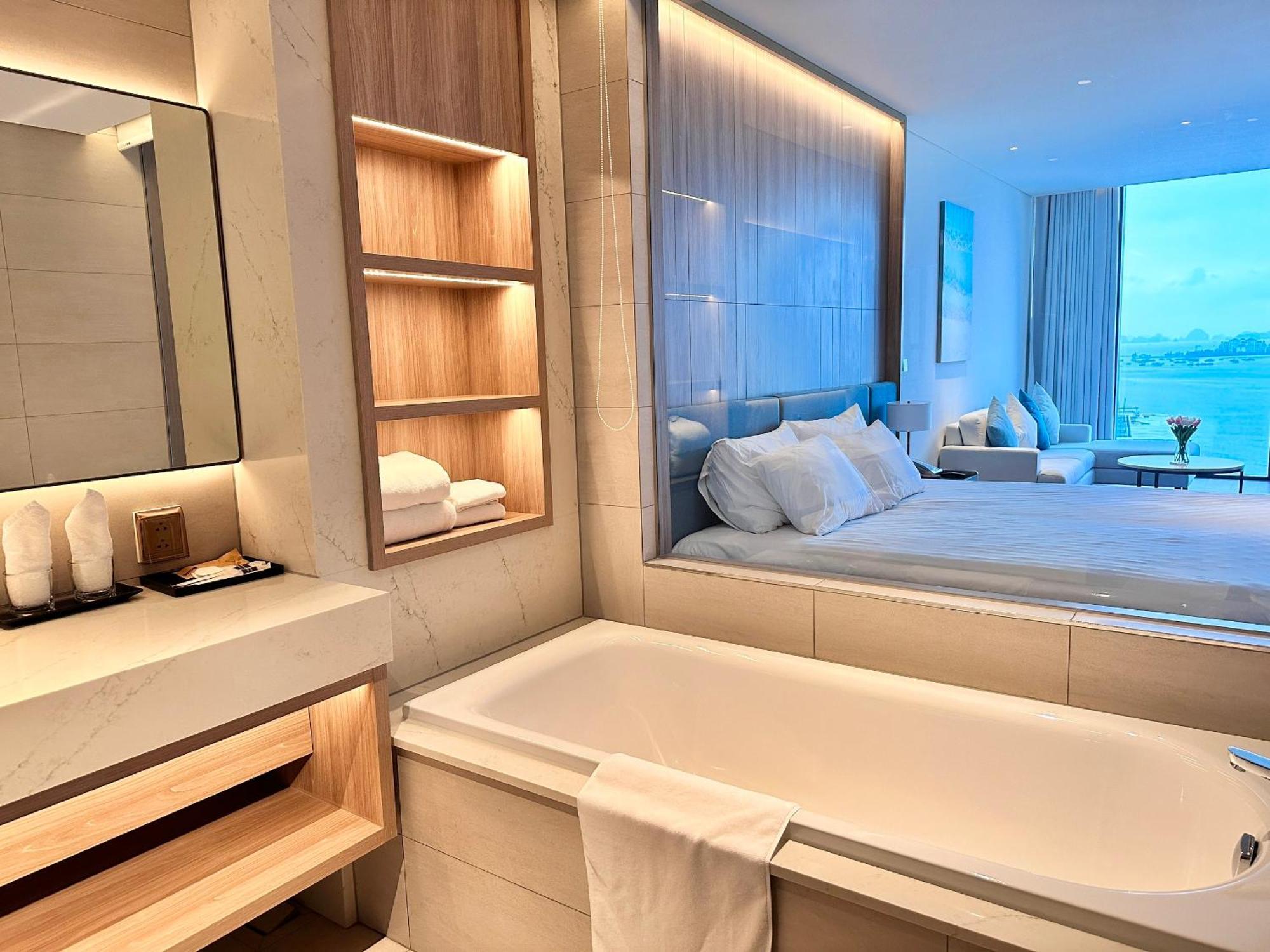 A La Carte Bay - Sea View Aparthotel