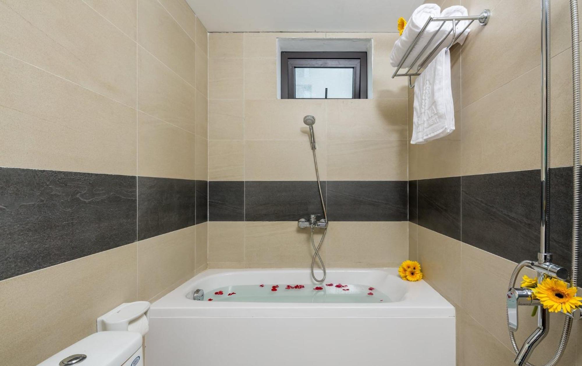Hotel Silana Beachfront &