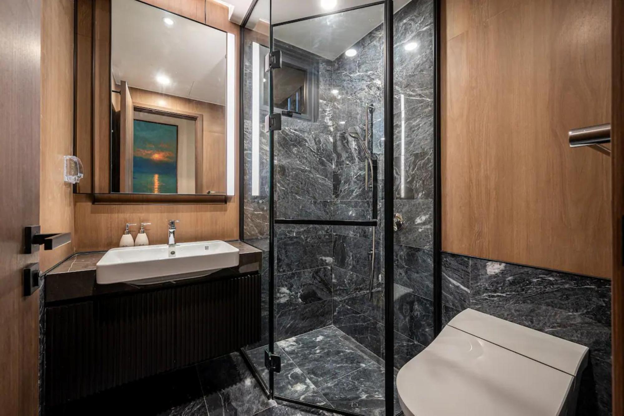 Lumiere Riverside - Luxury District 2 *