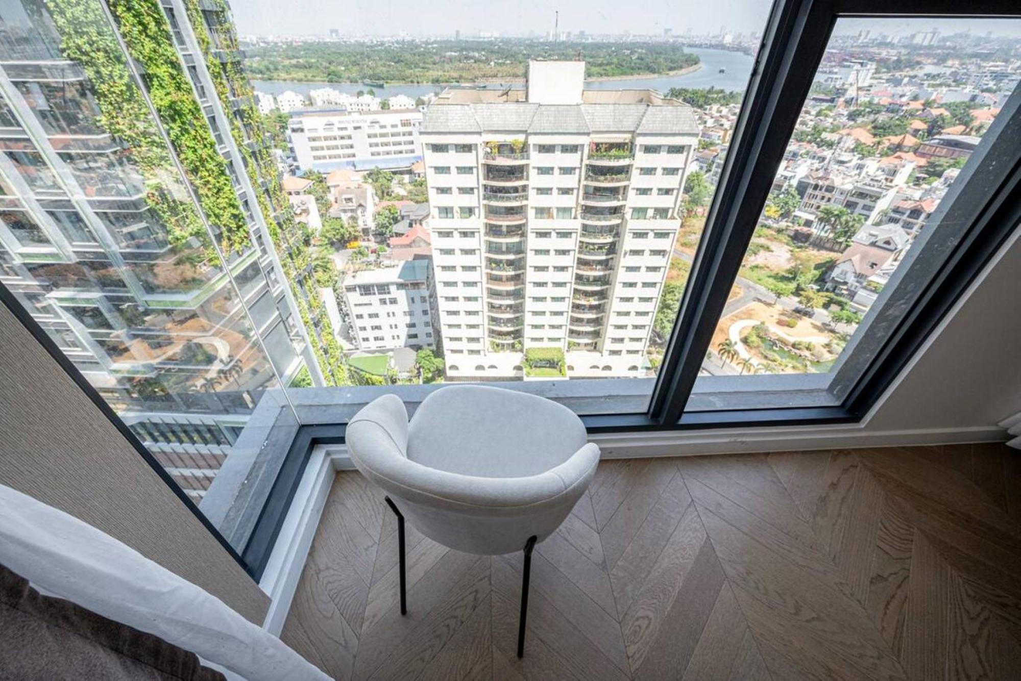 Lumiere Riverside - Luxury District 2