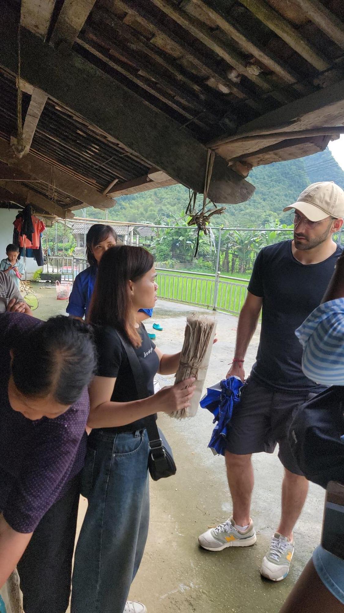 Loop Tour Office & - Car - Motorbike - Easy Rider Cao Bang