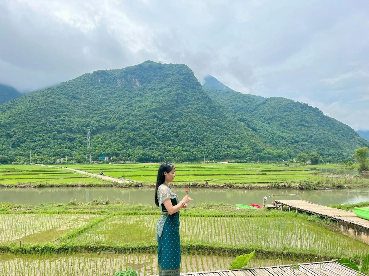 Ở trọ Riverside Camping