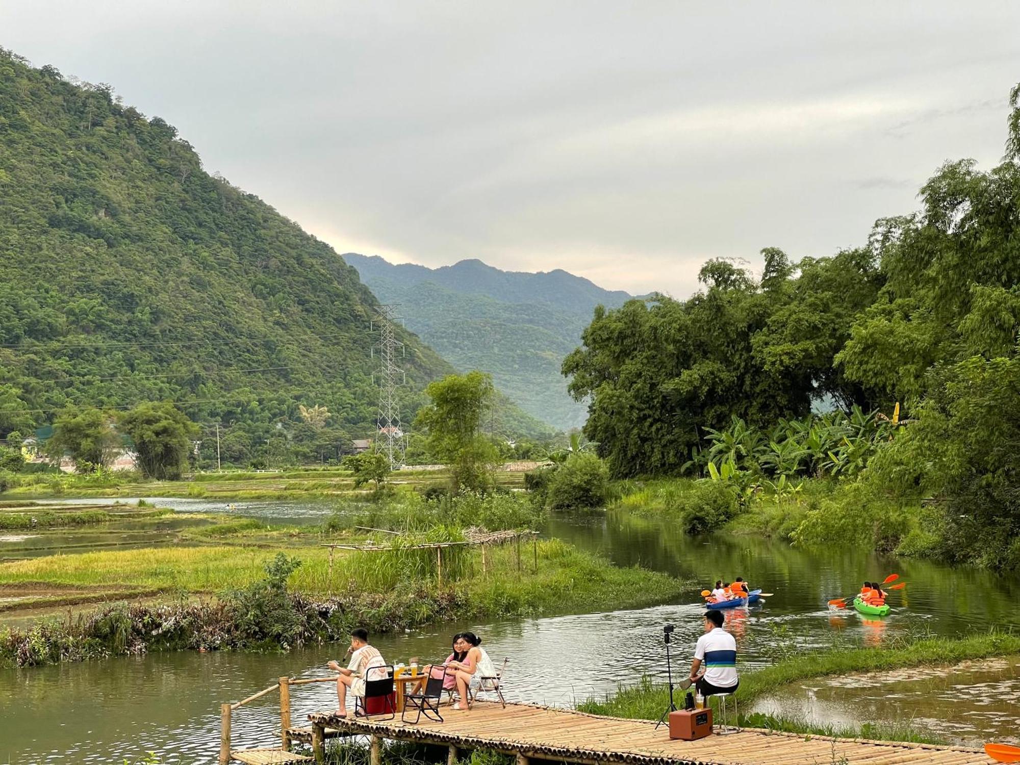 Ở trọ Riverside Camping