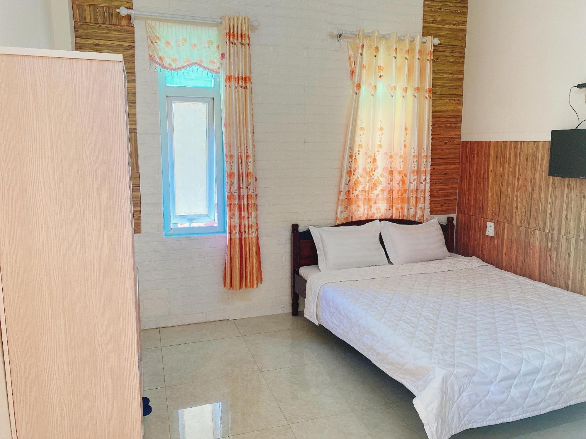 Khach San Hoang Thong Motel *