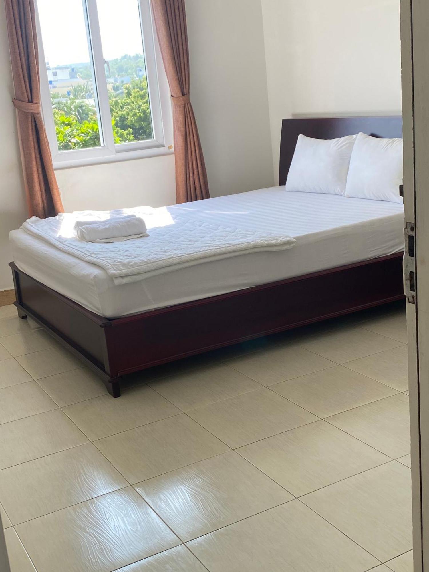 Hostel Nhu Ngoc *