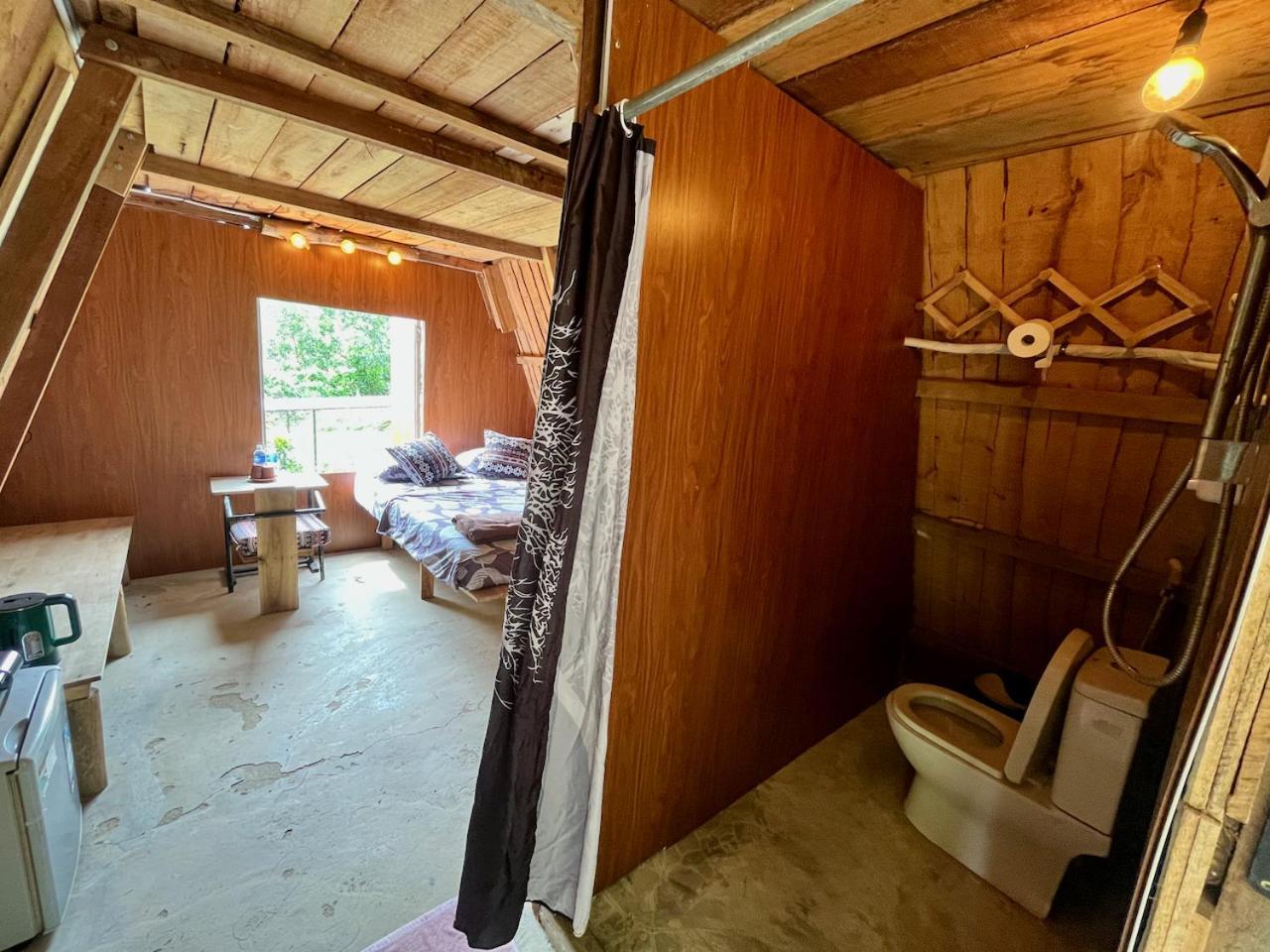Homestay Nguyen Shack Retreat *