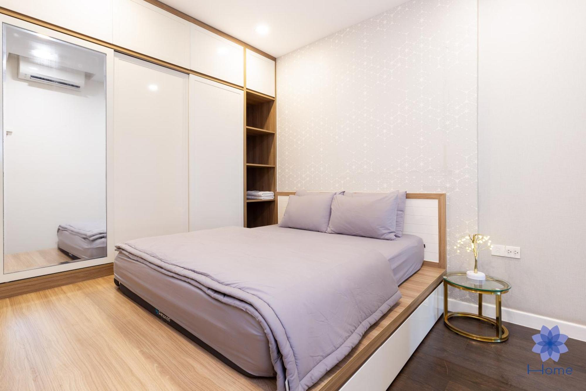 Home, Cosy&luxury - 5mins To Airport, Free Pool&gym, Airport Pick Up Service Apartment *