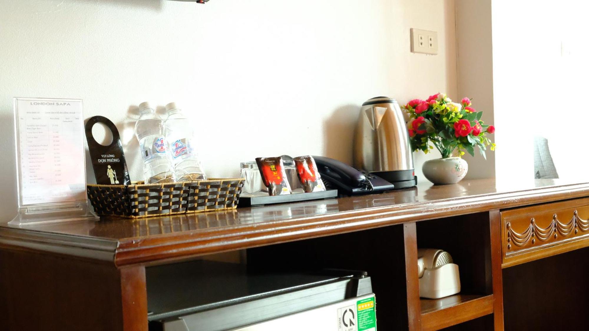 Hotel London 3*