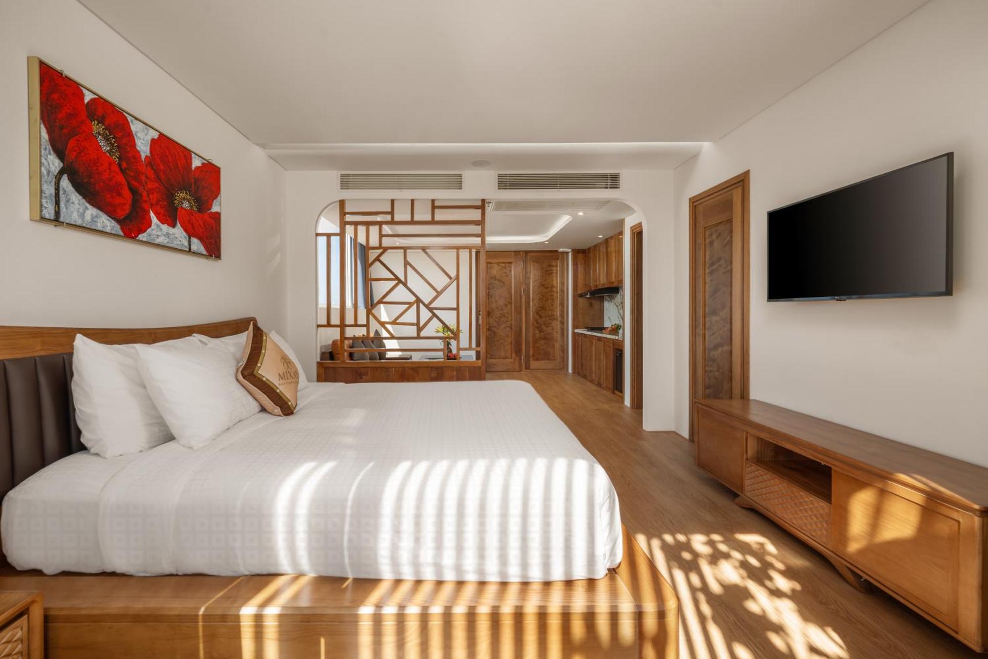 Mixay Boutique Hotel 4*