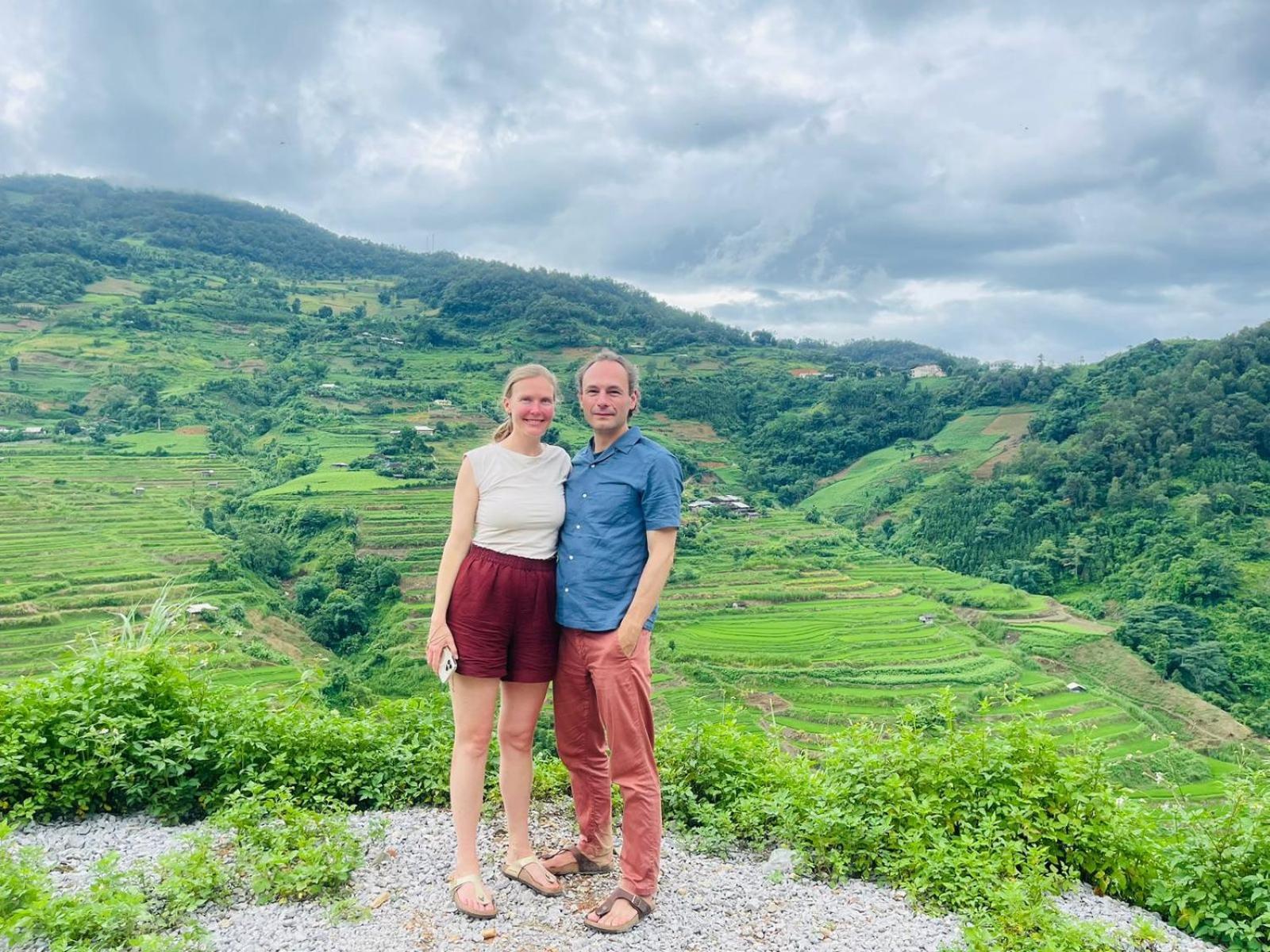 Bed & Breakfast Loop Tour Office & - Car - Motorbike - Easy Rider Cao Bang