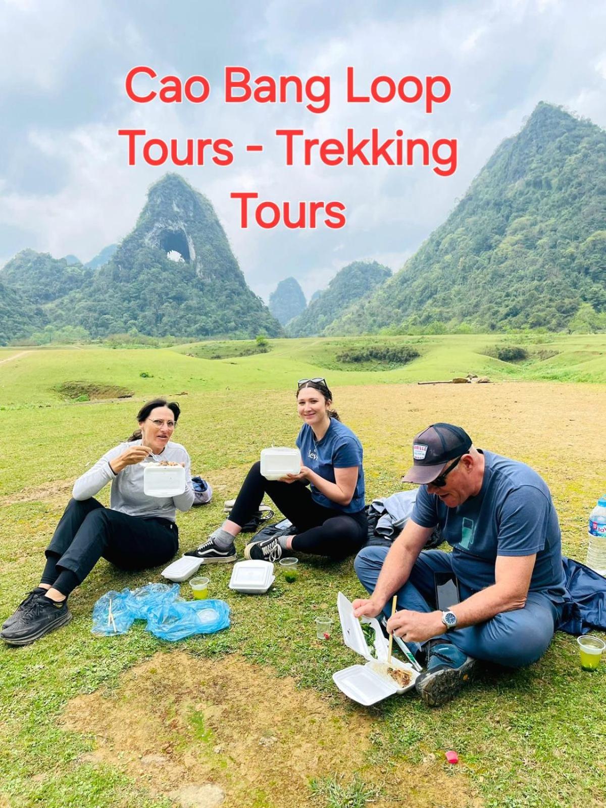 Bed & Breakfast Loop Tour Office & - Car - Motorbike - Easy Rider *