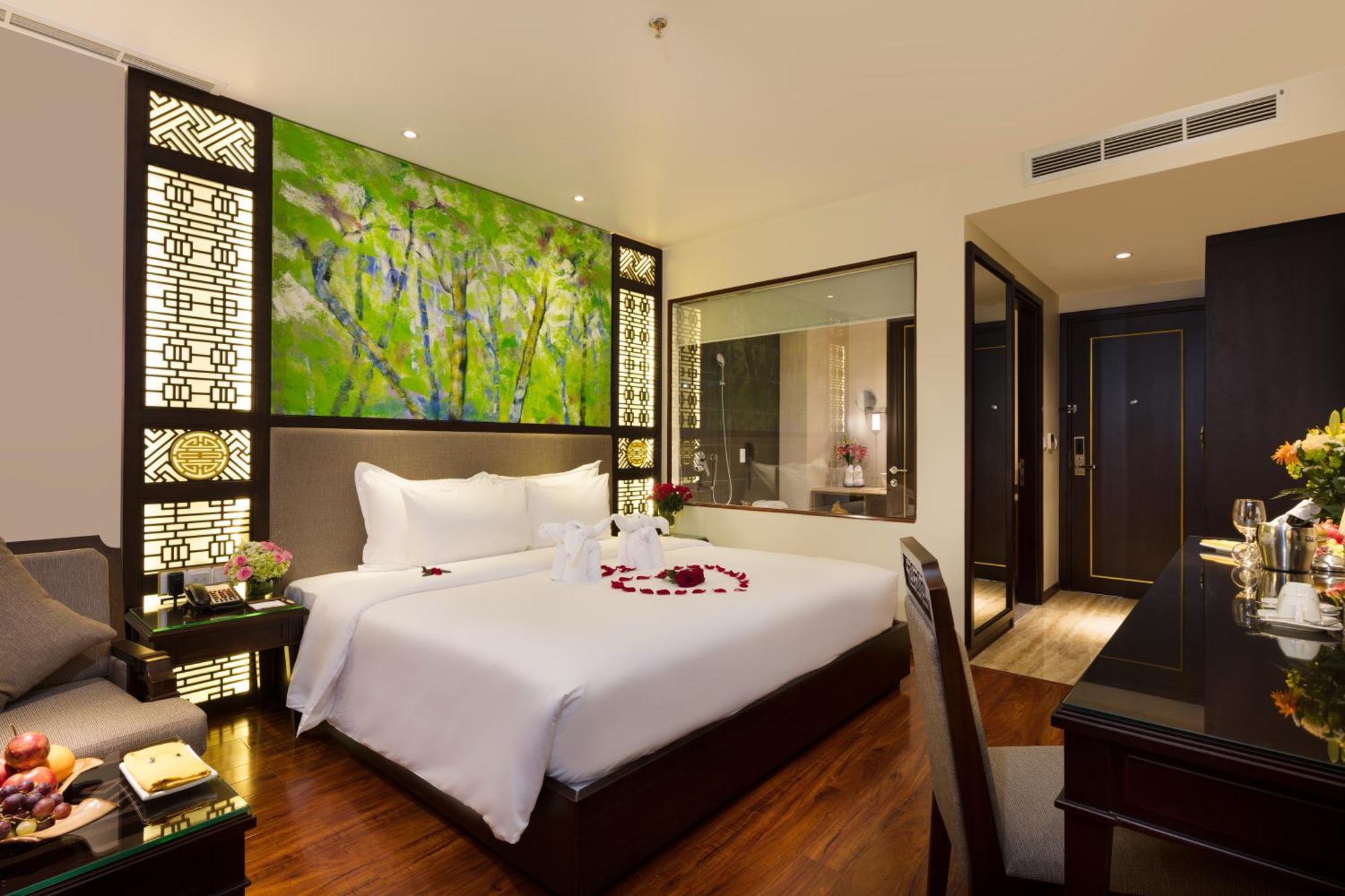 Thanh Lich Royal Boutique Hotel 4*