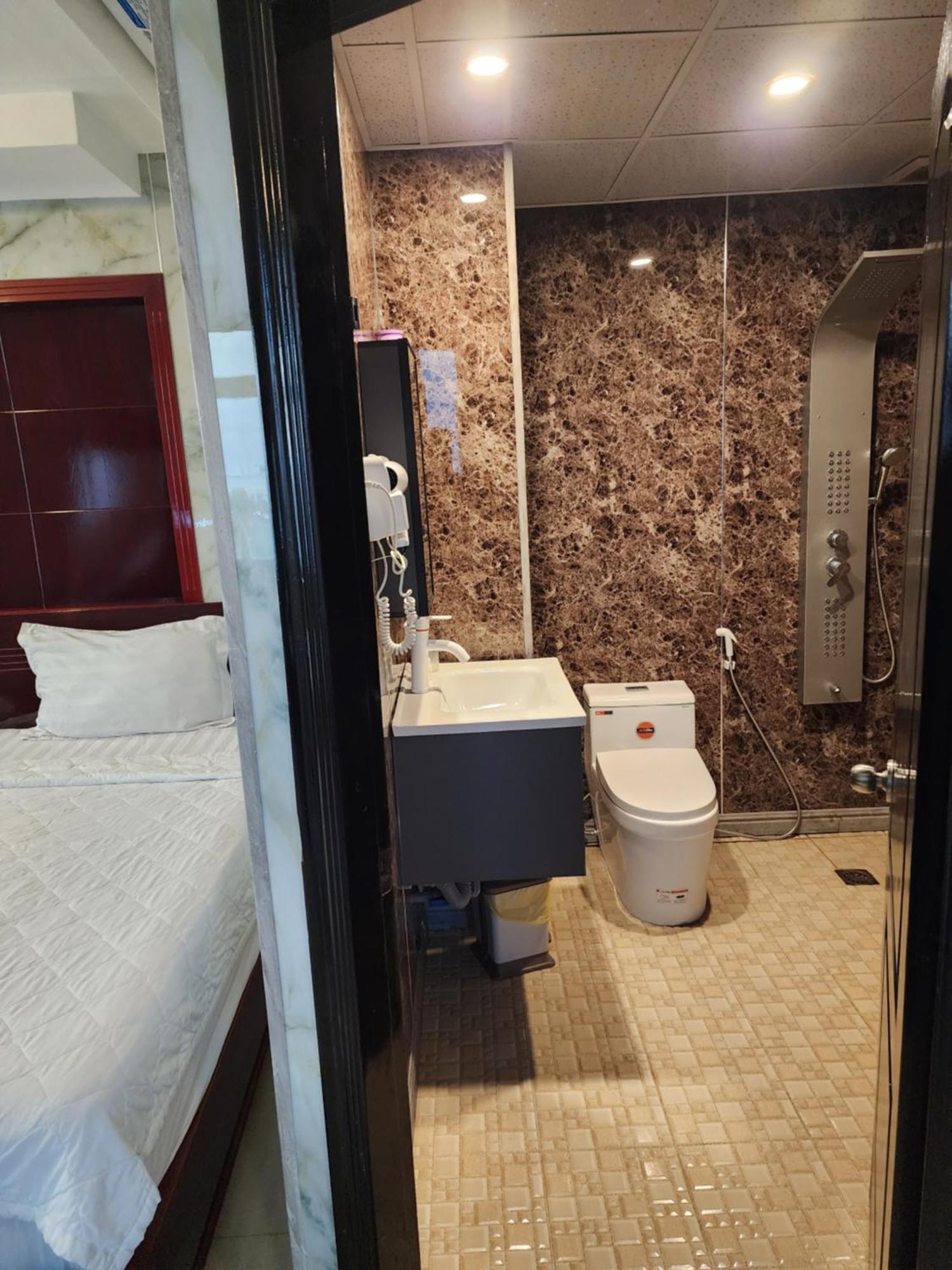 Sea Light Hotel 2*