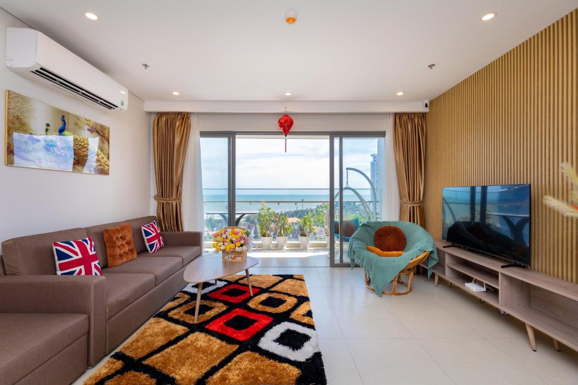 Lucky House - Second In The Song * Vung Tau
