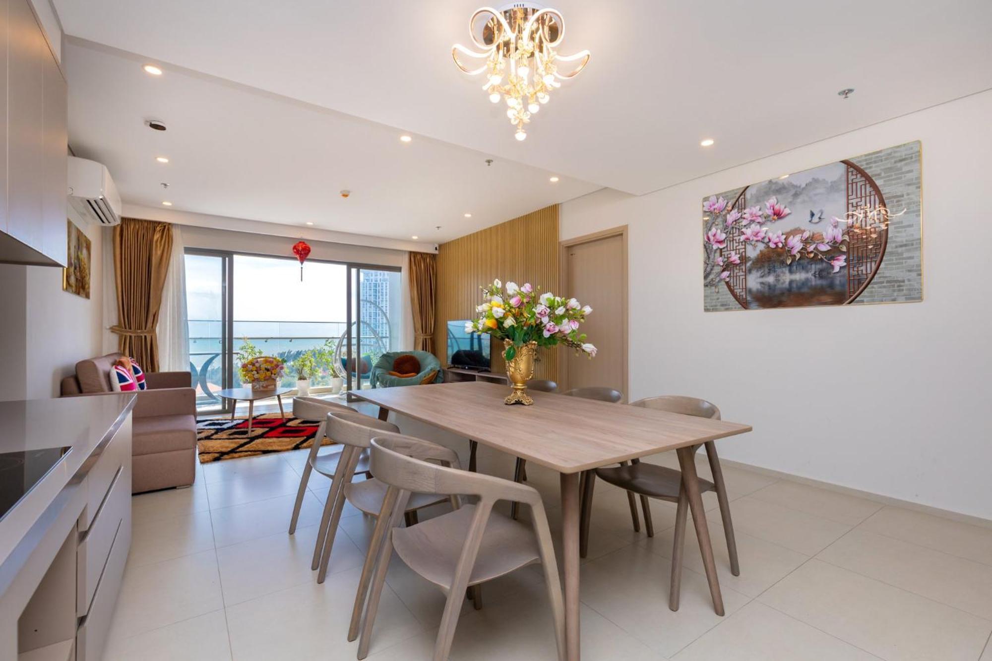 Lucky House - Second In The Song * Vung Tau