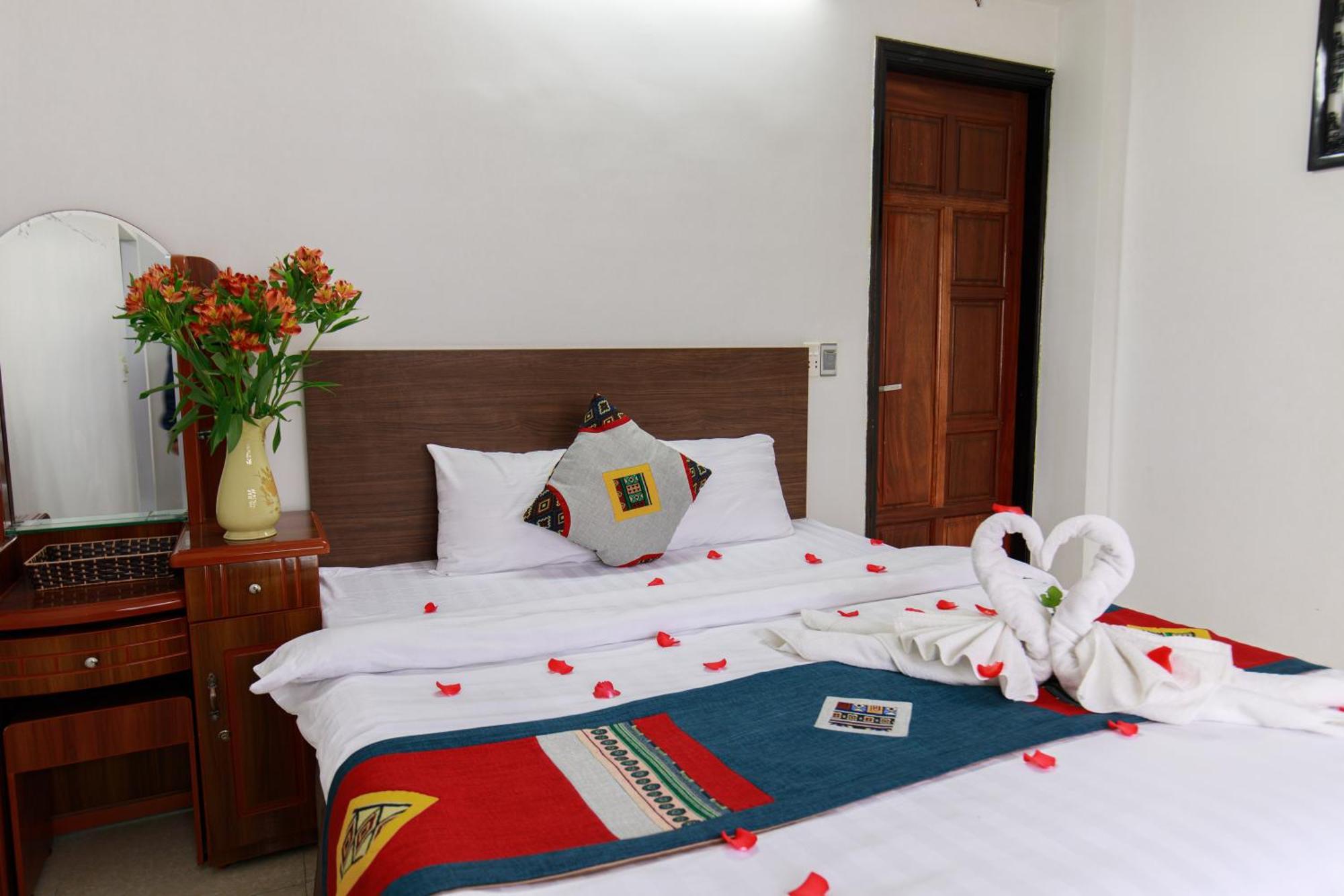 Khách sạn Happy 3*