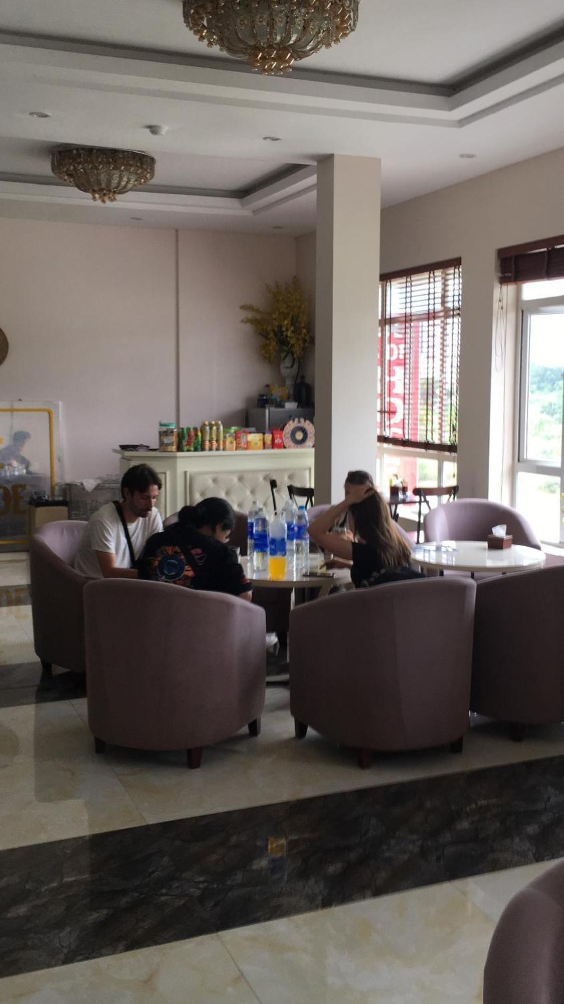 Bed & Breakfast Loop Tour Office & - Car - Motorbike - Easy Rider